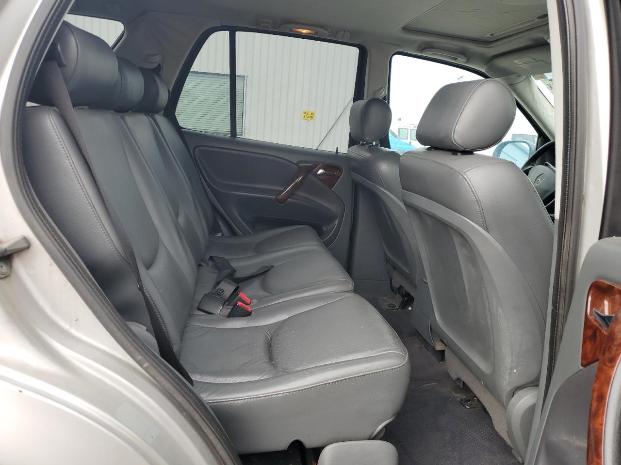 1999 Mercedes-benz Ml 320 Silver vin: 4JGAB54EXXA144608