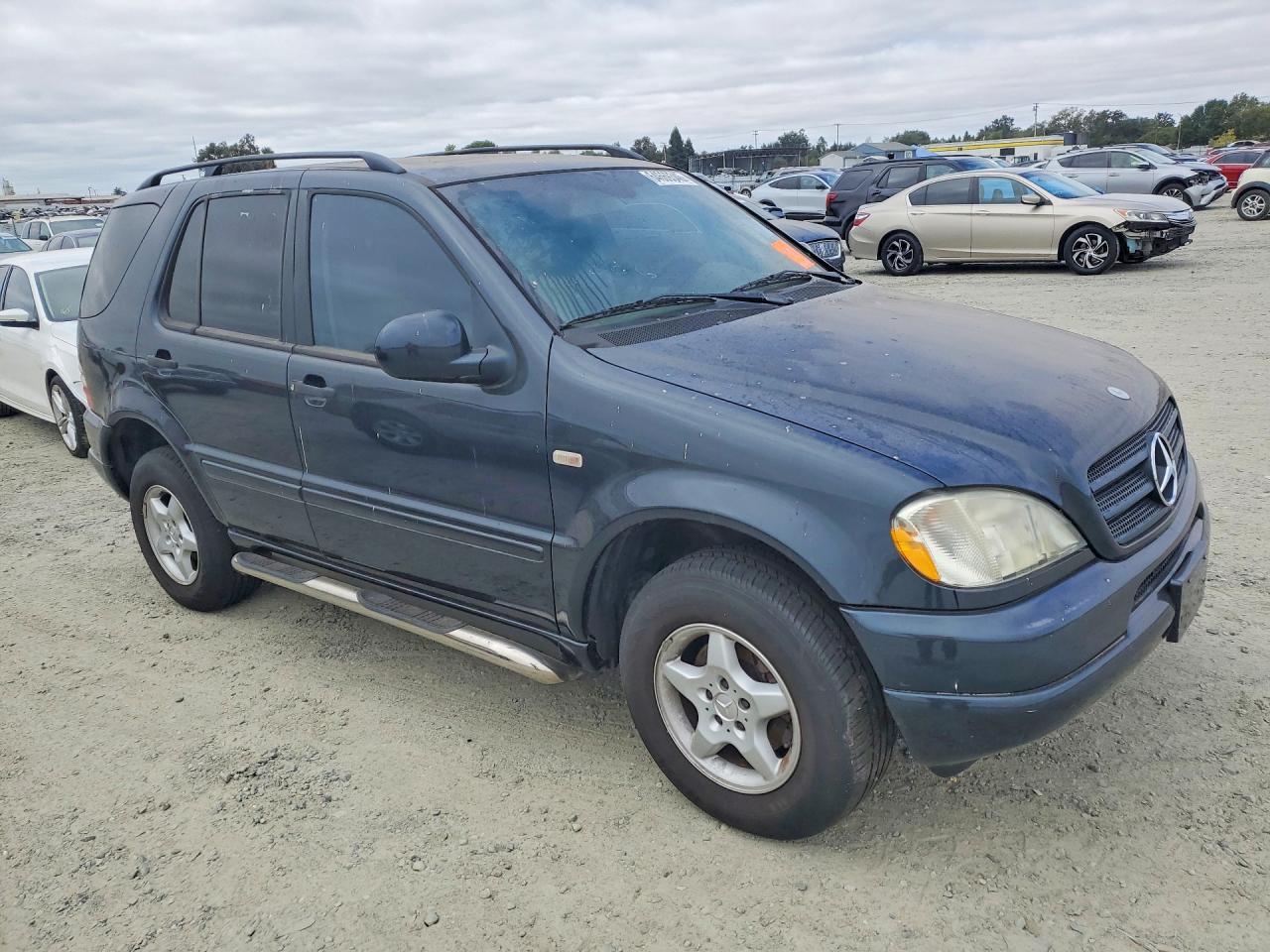2000 Mercedes-benz Ml 320 Blue vin: 4JGAB54EXYA216599
