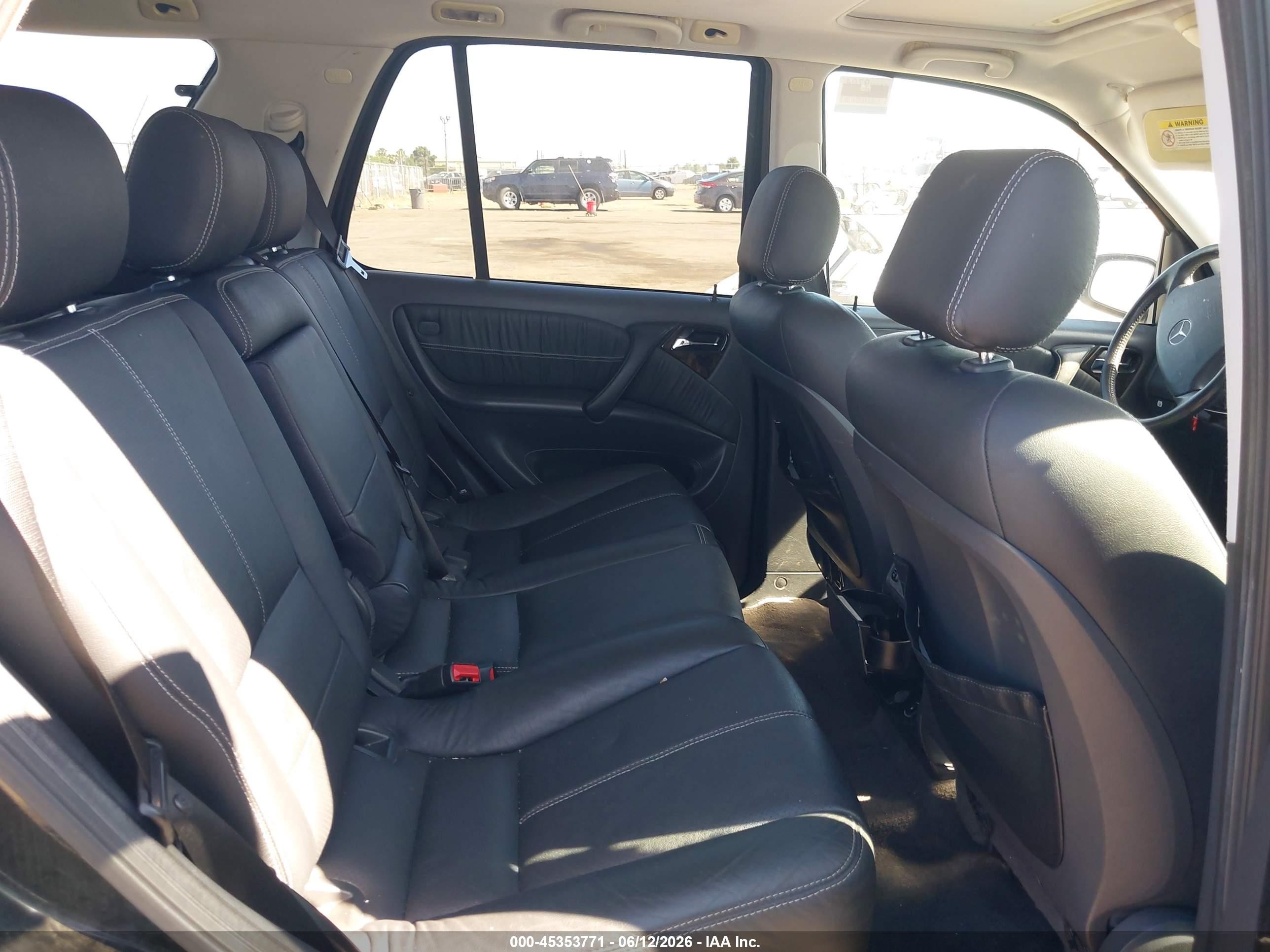 2003 Mercedes-benz Ml 350   Black vin: 4JGAB57E03A419909