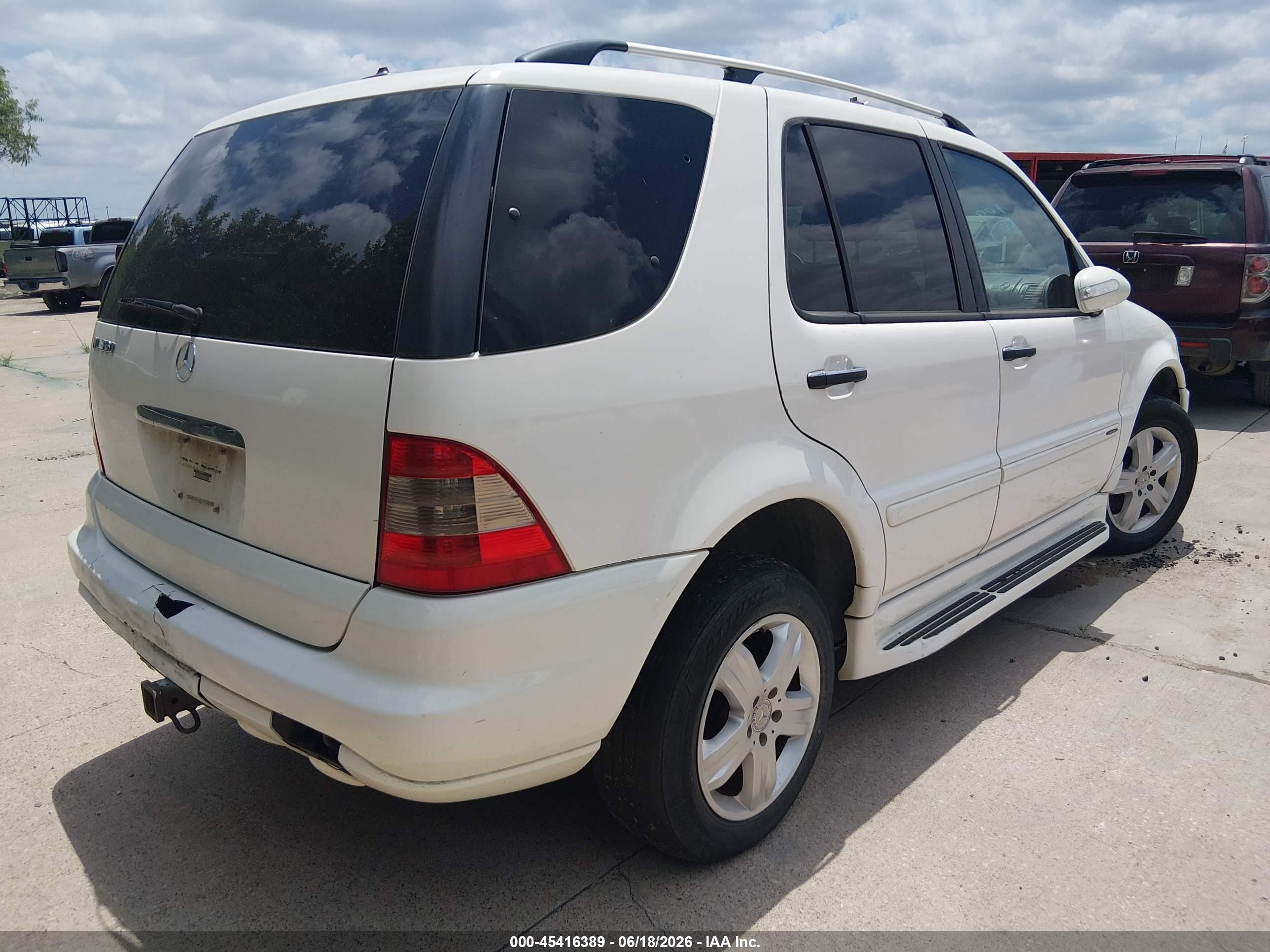 2005 Mercedes-benz Ml 350 4matic White vin: 4JGAB57E15A554819