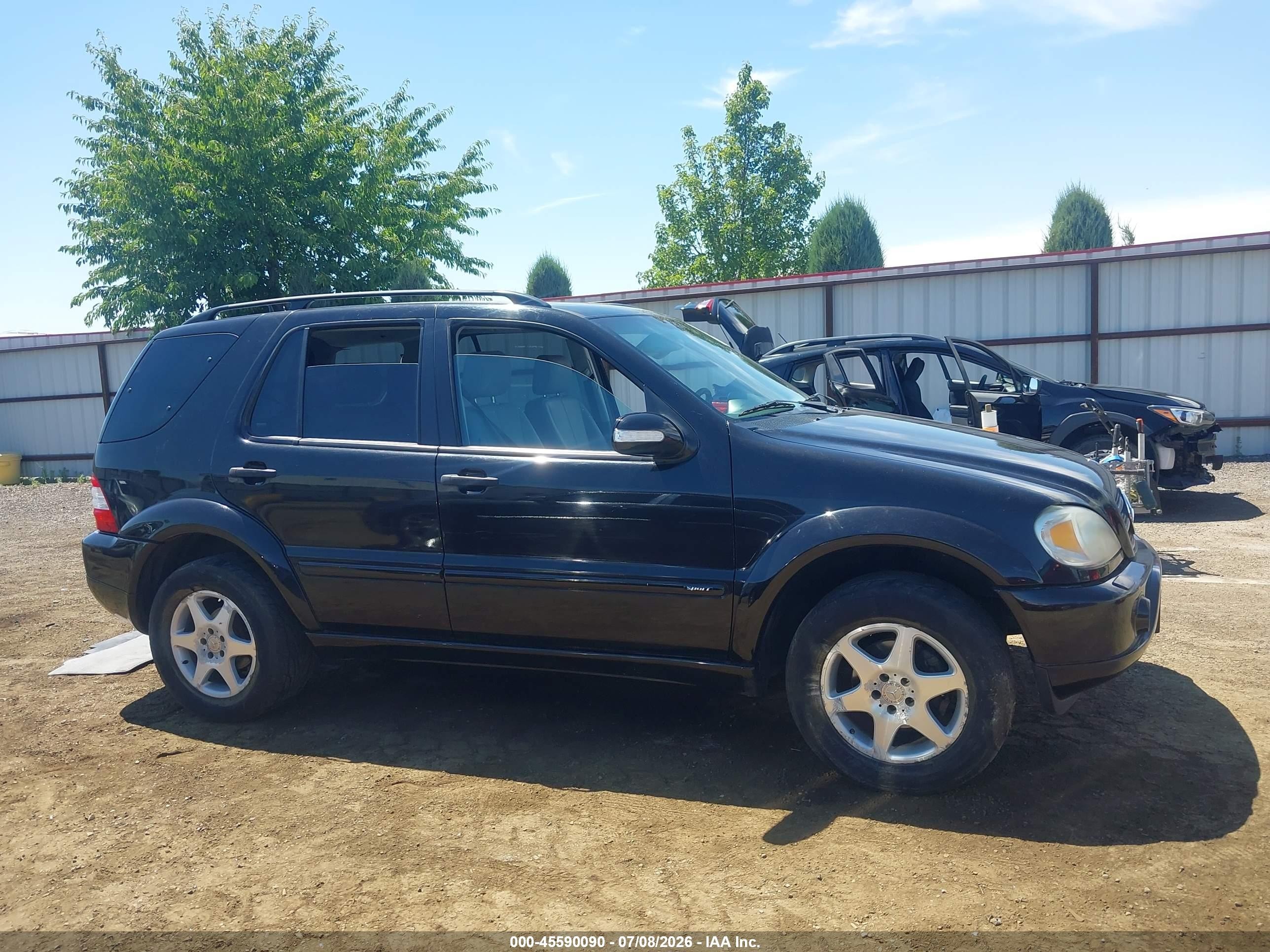 2004 Mercedes-benz Ml 350 4matic Black vin: 4JGAB57E24A460138