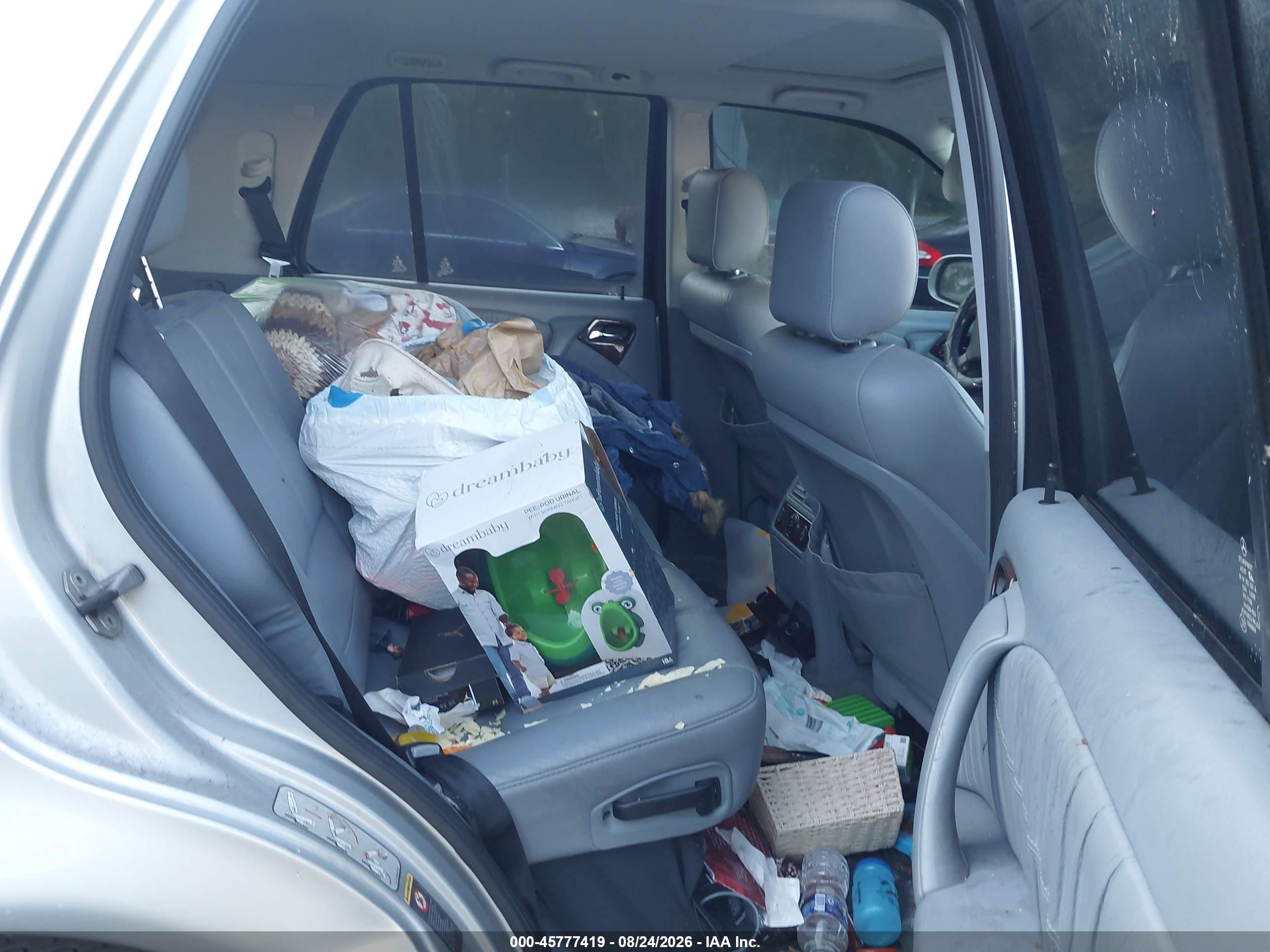 2004 Mercedes-benz Ml 350 4matic Серебряный vin: 4JGAB57E64A472454