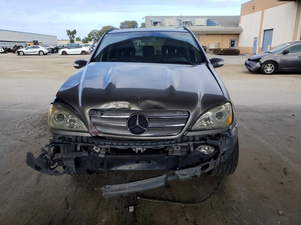 2005 Mercedes-benz Ml 350 Серый vin: 4JGAB57E65A548403