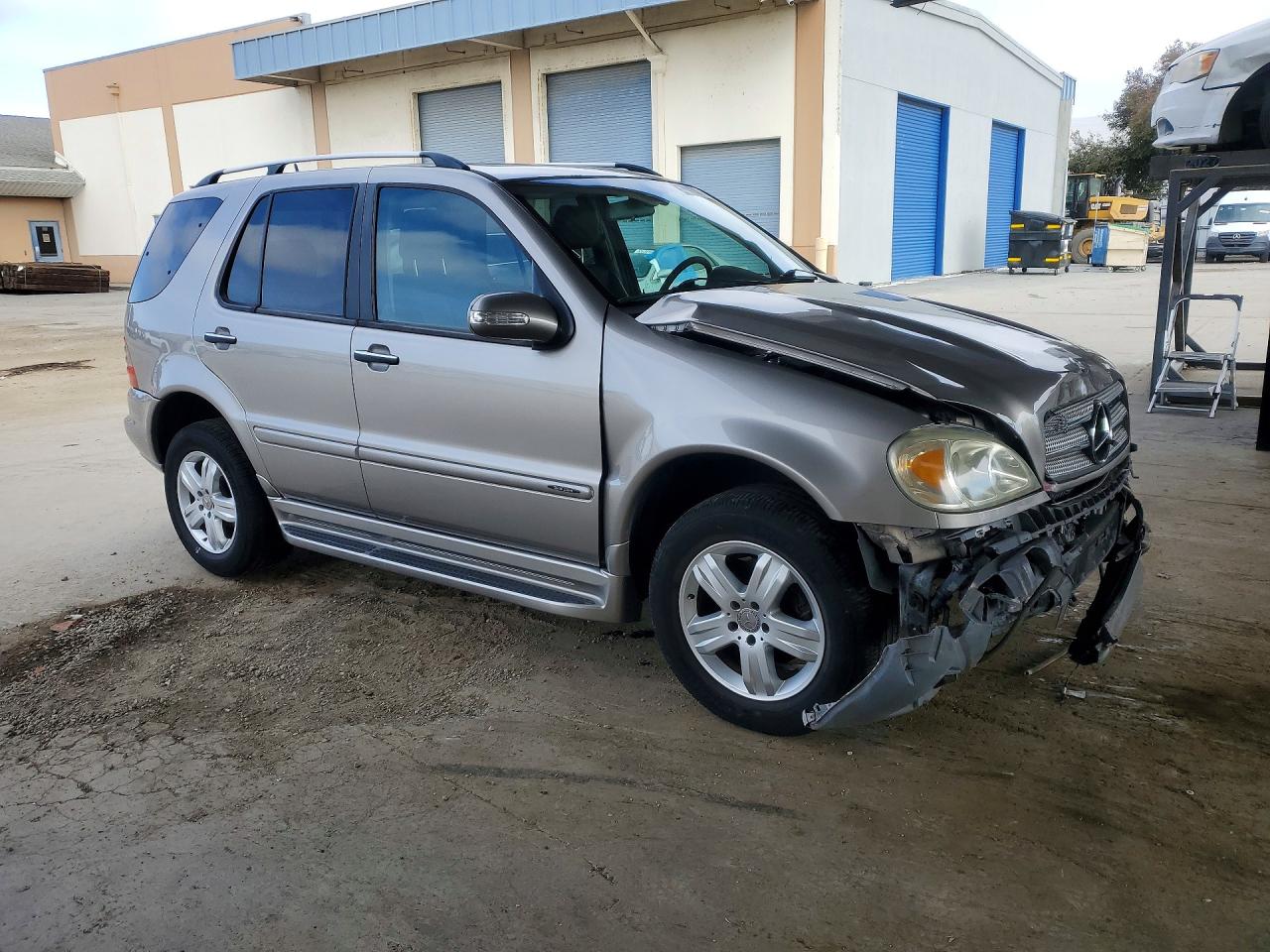 2005 Mercedes-benz Ml 350 Серый vin: 4JGAB57E65A548403