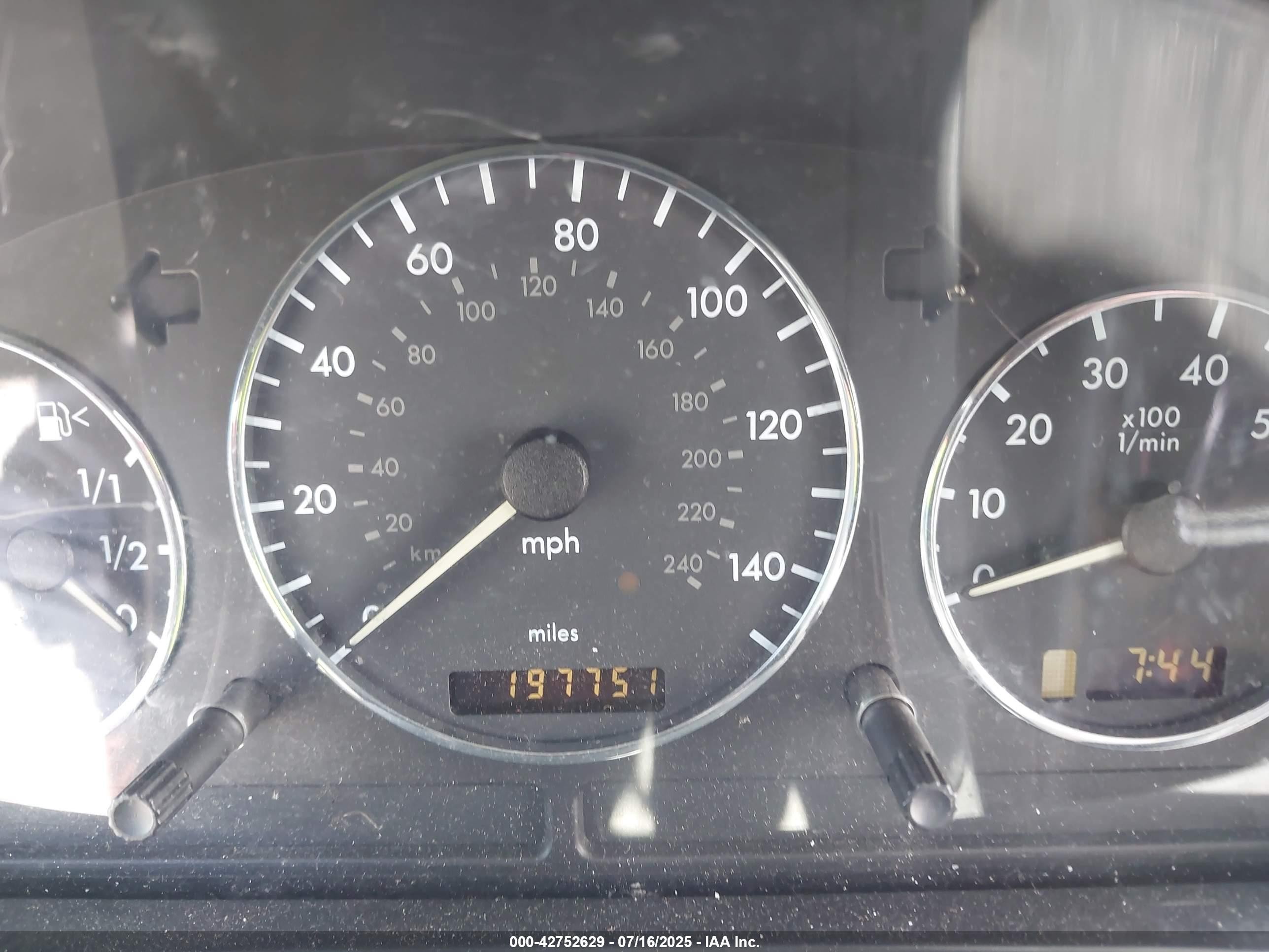 2003 Mercedes-benz Ml 350   Black vin: 4JGAB57E73A428994