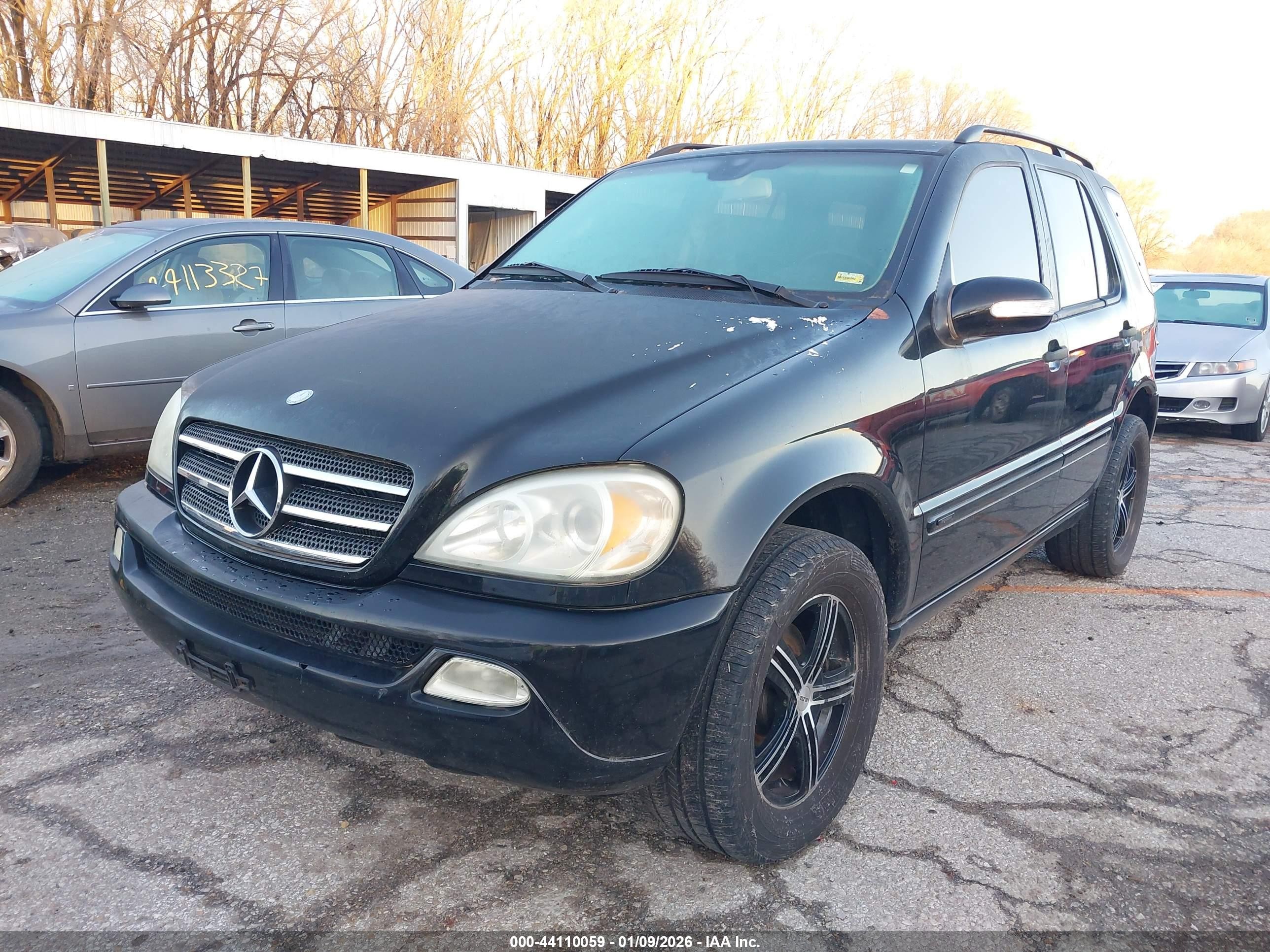 2003 Mercedes-benz Ml 350   Black vin: 4JGAB57E83A409483
