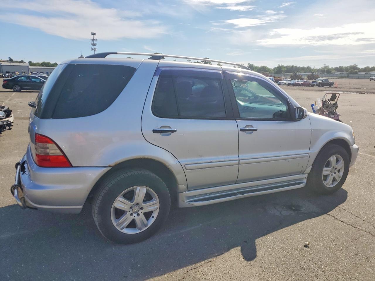 2005 Mercedes-benz Ml 350 Silver vin: 4JGAB57E85A559127
