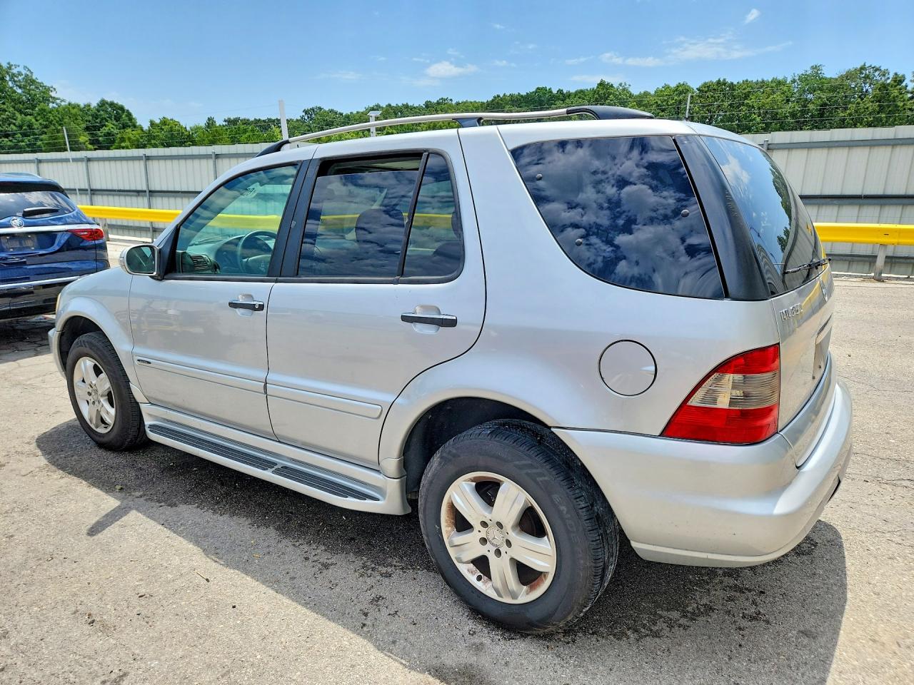 2005 Mercedes-benz Ml 350 Silver vin: 4JGAB57E85A566028