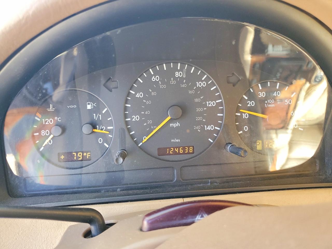 2003 Mercedes-benz Ml 350 Золотой vin: 4JGAB57E93A421111