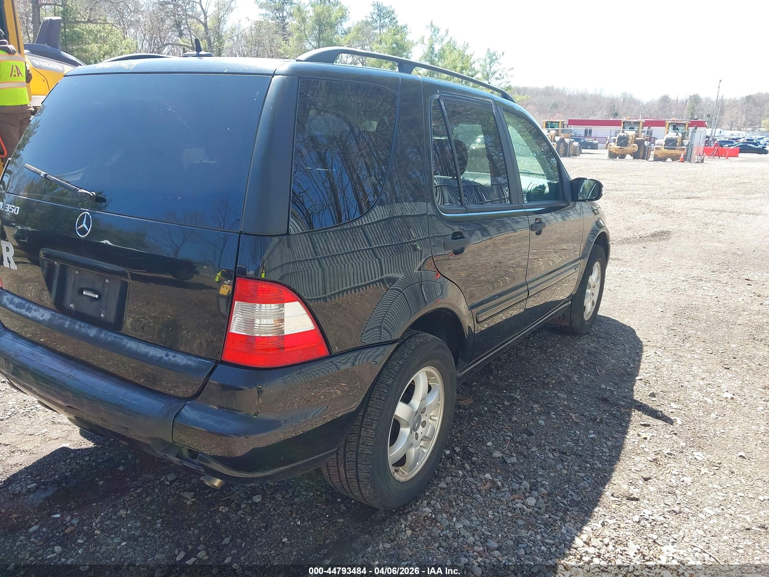 2003 Mercedes-benz Ml 350   Черный vin: 4JGAB57EX3A443876