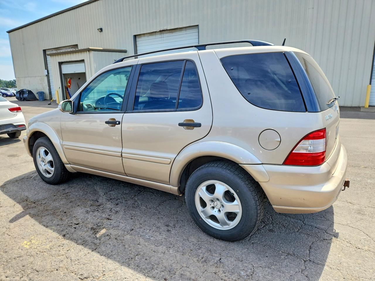 2004 Mercedes-benz Ml 350 Золотой vin: 4JGAB57EX4A502958