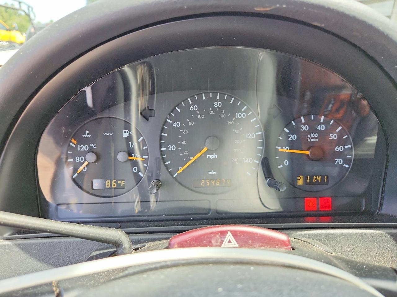2004 Mercedes-benz Ml 350 Золотой vin: 4JGAB57EX4A502958