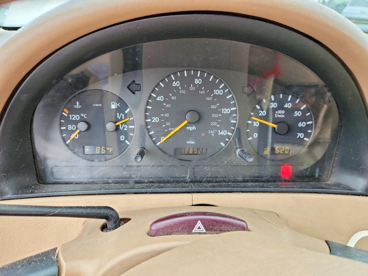 2004 Mercedes-benz Ml 350 Желто-коричневый vin: 4JGAB57EX4A508629