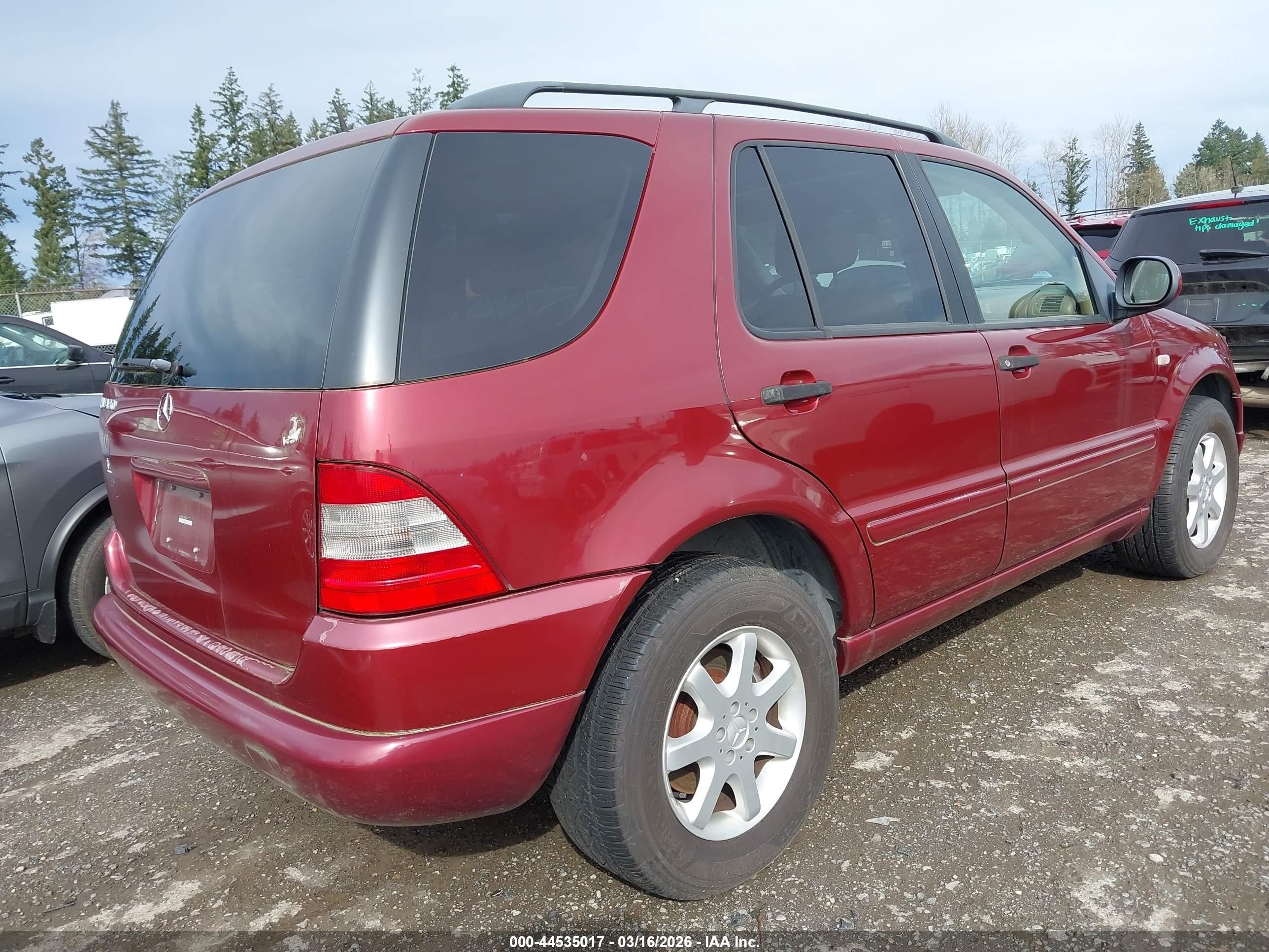 2001 Mercedes-benz Ml 430   Red vin: 4JGAB72E01A241905