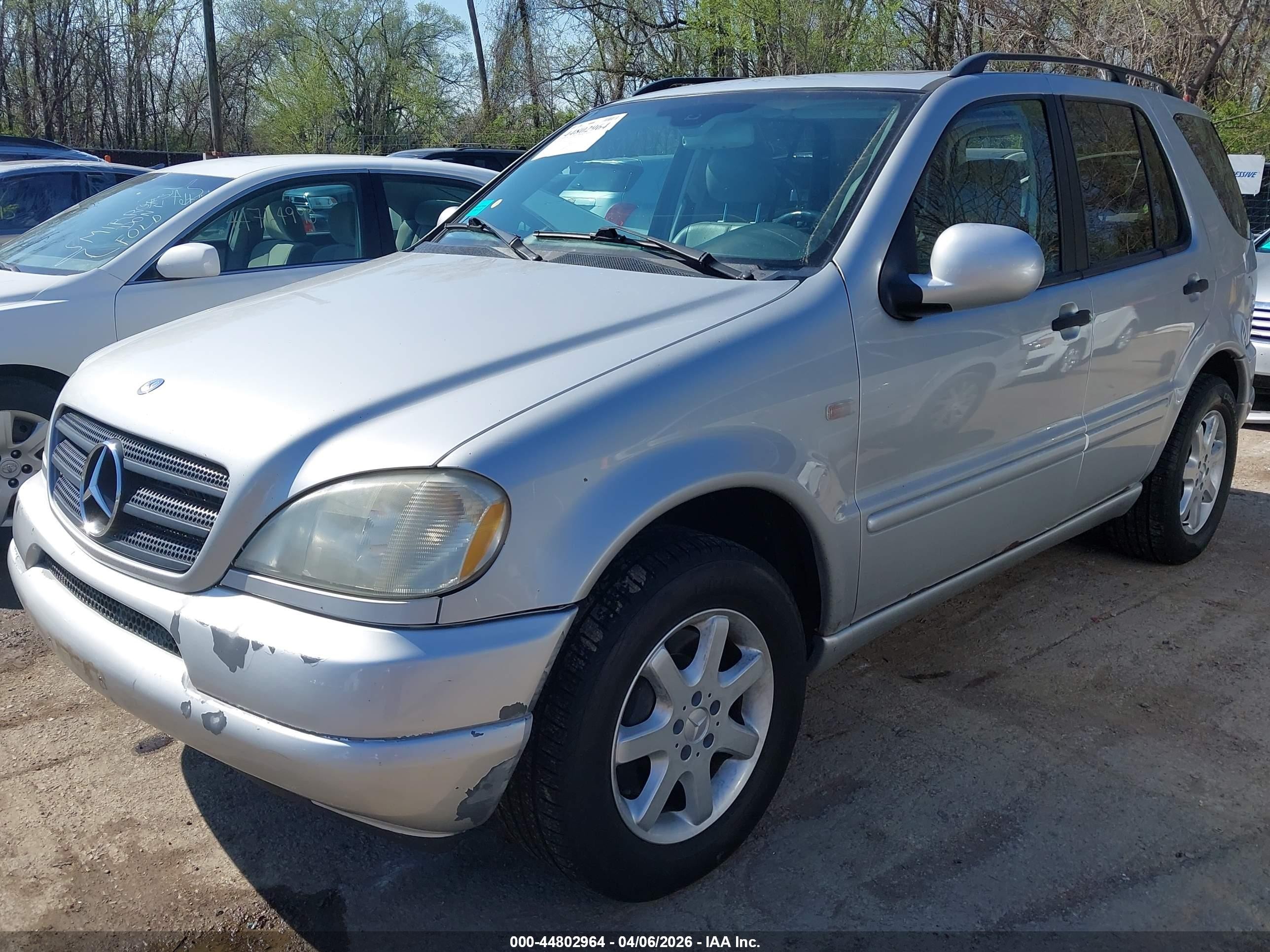 2001 Mercedes-benz Ml 430   Silver vin: 4JGAB72E01A258249