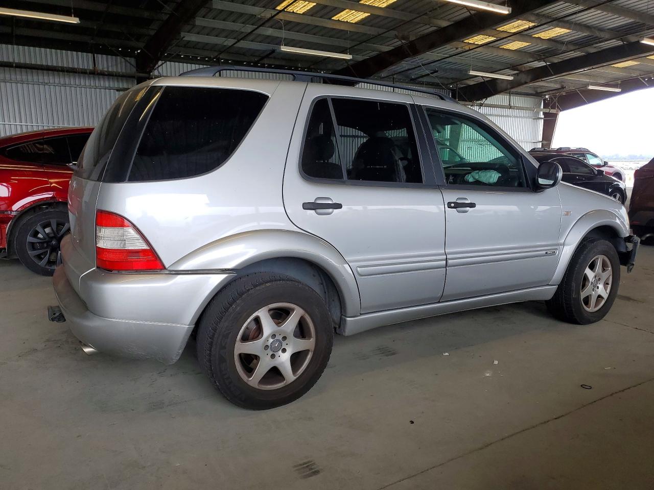 2001 Mercedes-benz Ml 430 Silver vin: 4JGAB72E11A240763