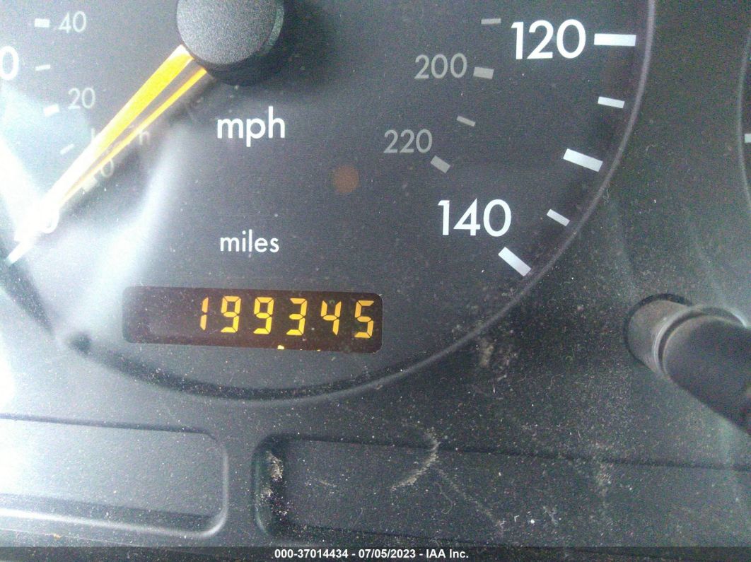 2000 Mercedes-benz Ml 430 Silver vin: 4JGAB72E1YA159109