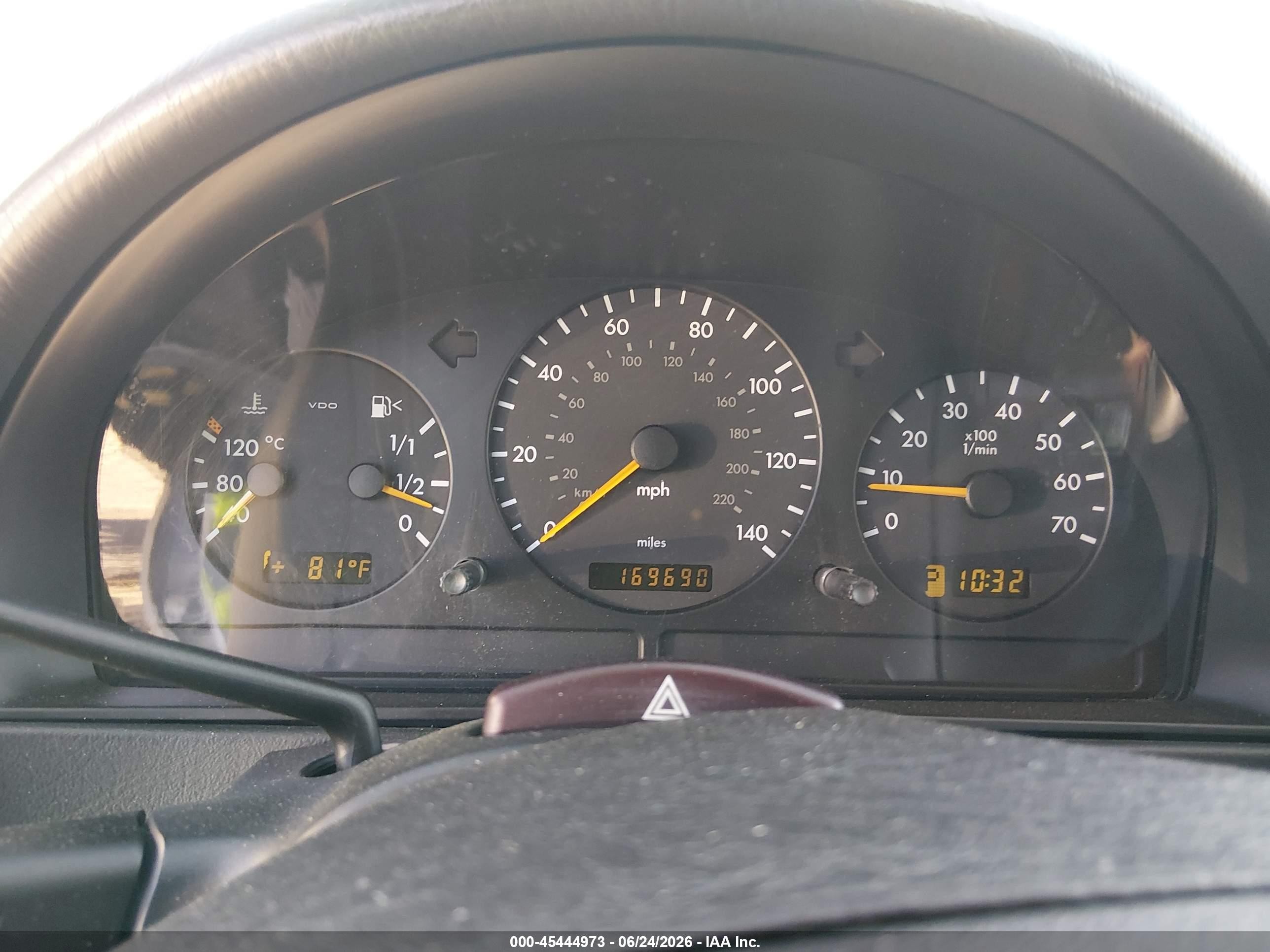 2000 Mercedes-benz Ml 430   Silver vin: 4JGAB72E1YA205697