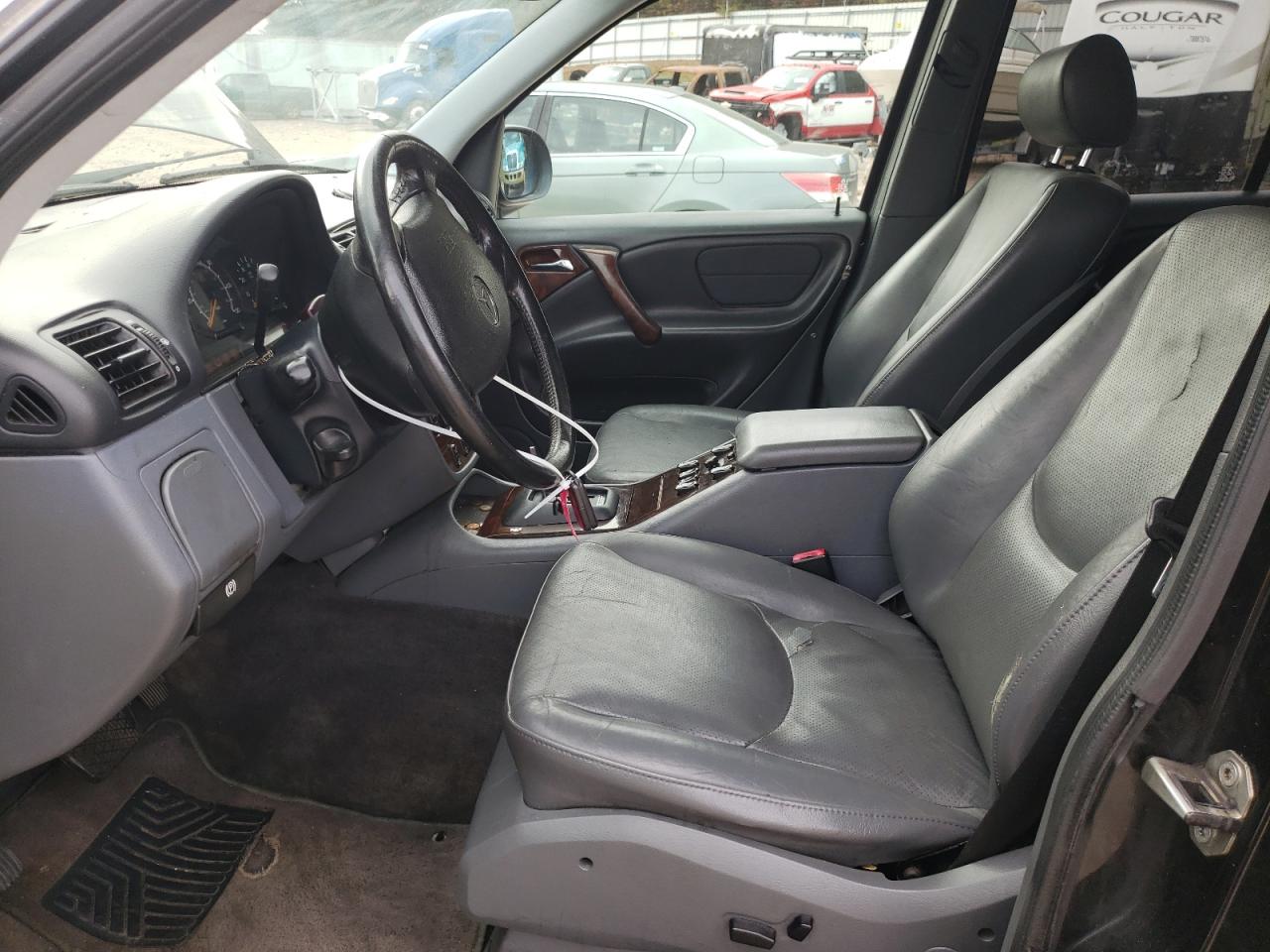 1999 Mercedes-benz Ml 430 Black vin: 4JGAB72E2XA060295