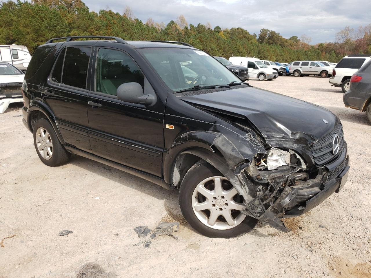 1999 Mercedes-benz Ml 430 Black vin: 4JGAB72E2XA060295