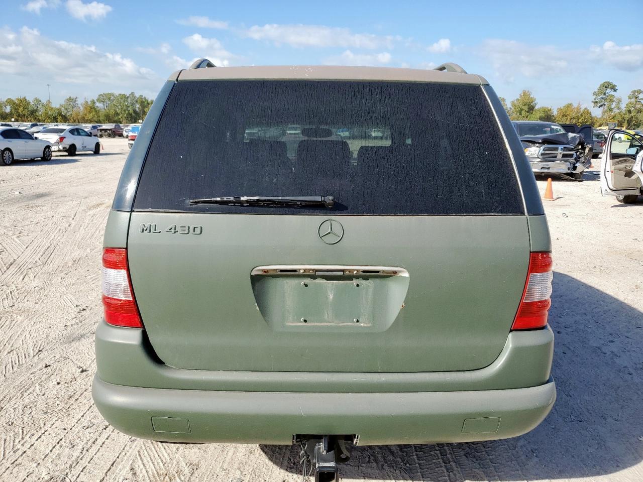 1999 Mercedes-benz Ml 430 Зеленый vin: 4JGAB72E2XA098917