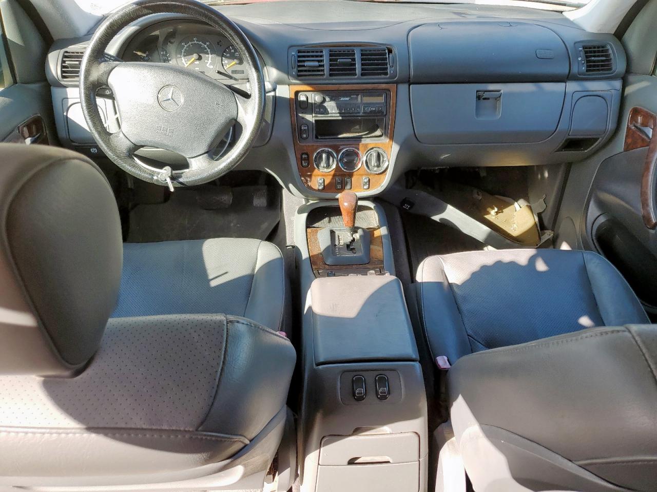1999 Mercedes-benz Ml 430 Зеленый vin: 4JGAB72E2XA098917