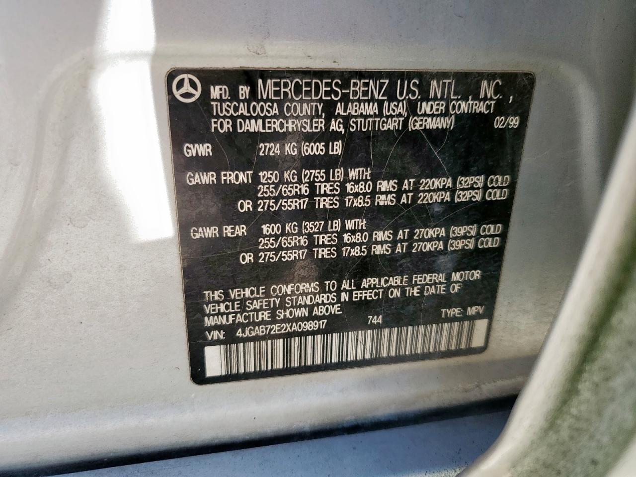 1999 Mercedes-benz Ml 430 Зеленый vin: 4JGAB72E2XA098917