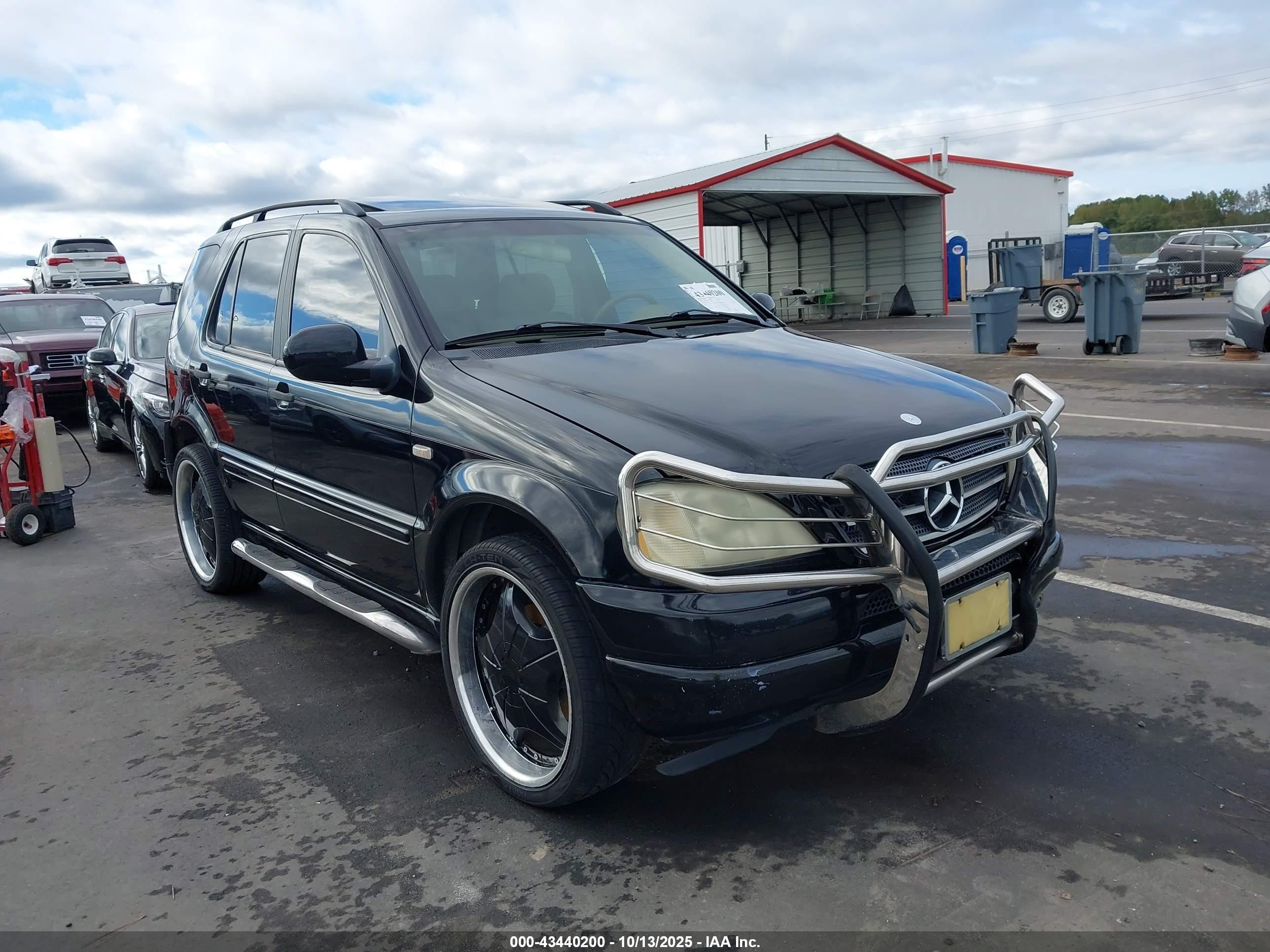 4JGAB72E2YA145610