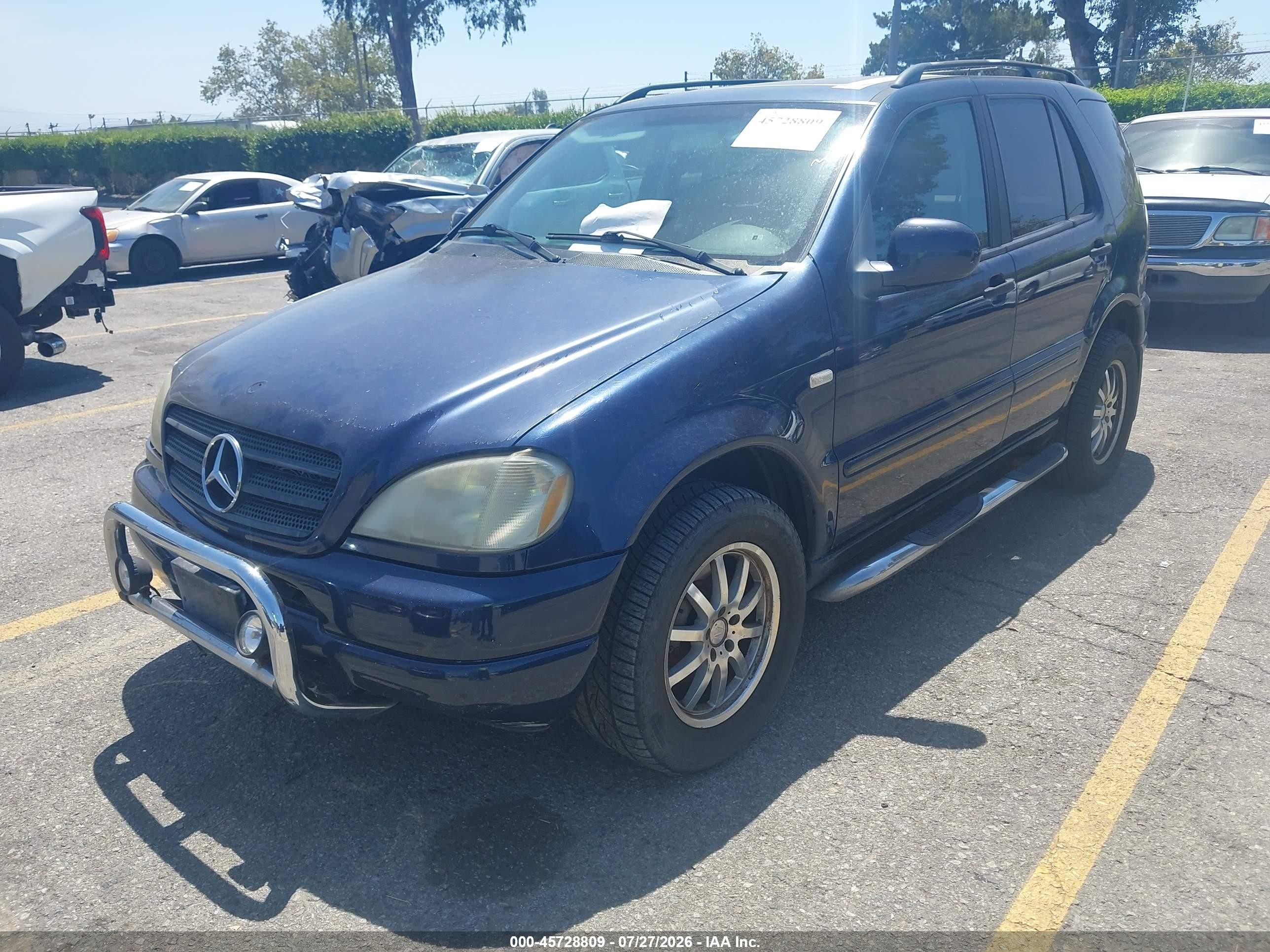 2000 Mercedes-benz Ml 430   Blue vin: 4JGAB72E5YA202771