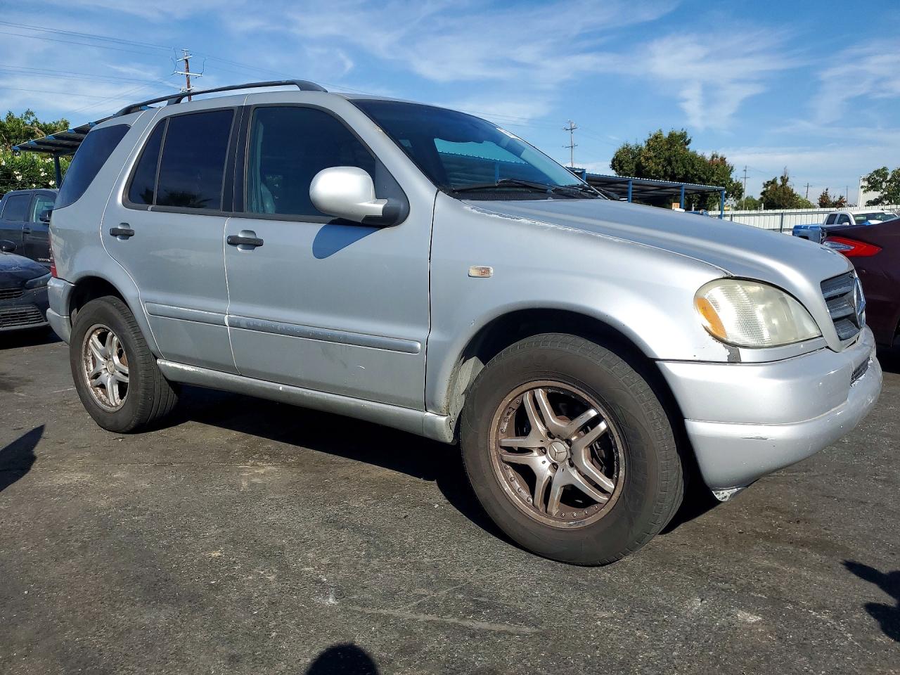 1999 Mercedes-benz Ml 430 Silver vin: 4JGAB72E6XA078153