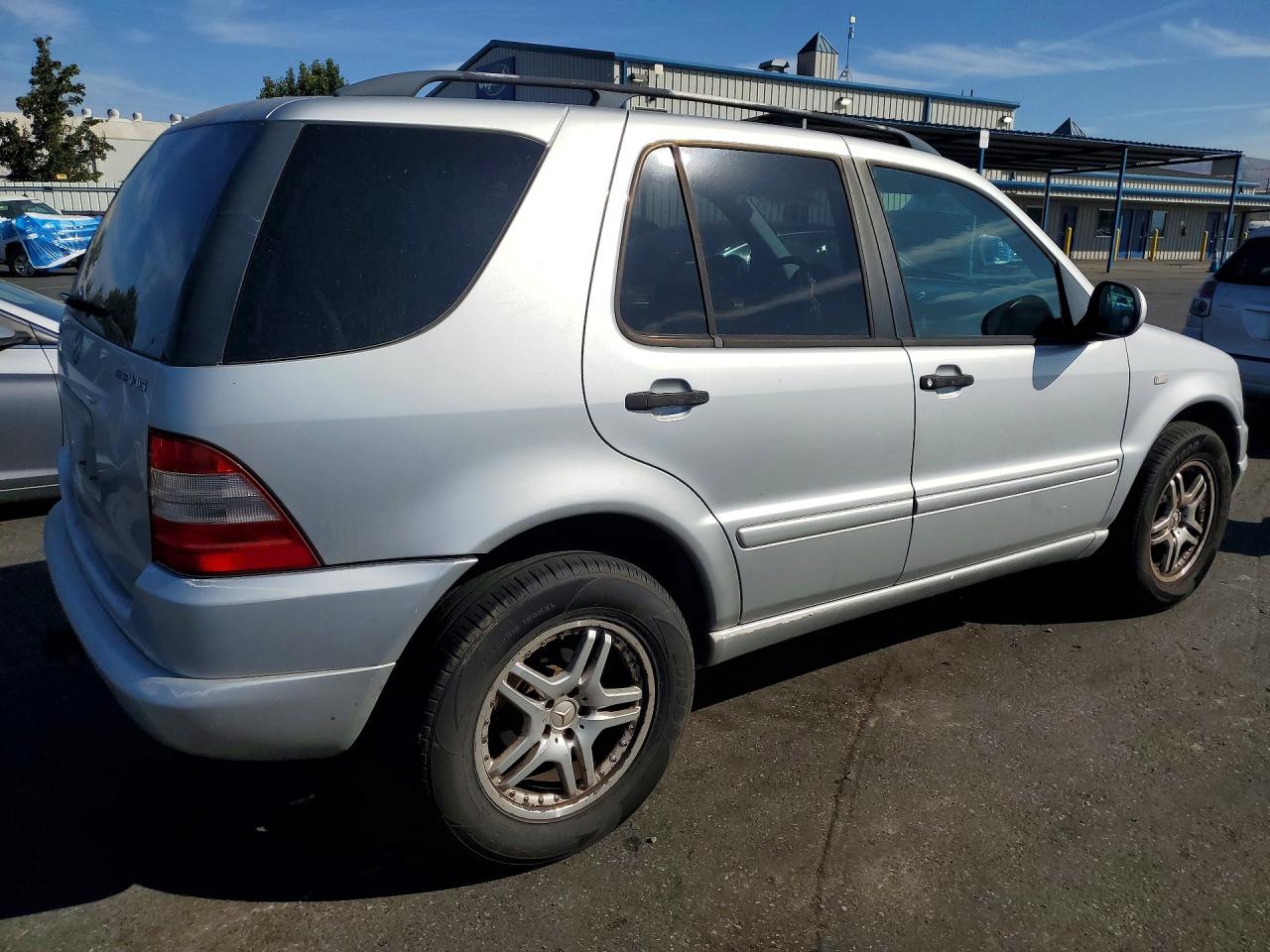 1999 Mercedes-benz Ml 430 Silver vin: 4JGAB72E6XA078153