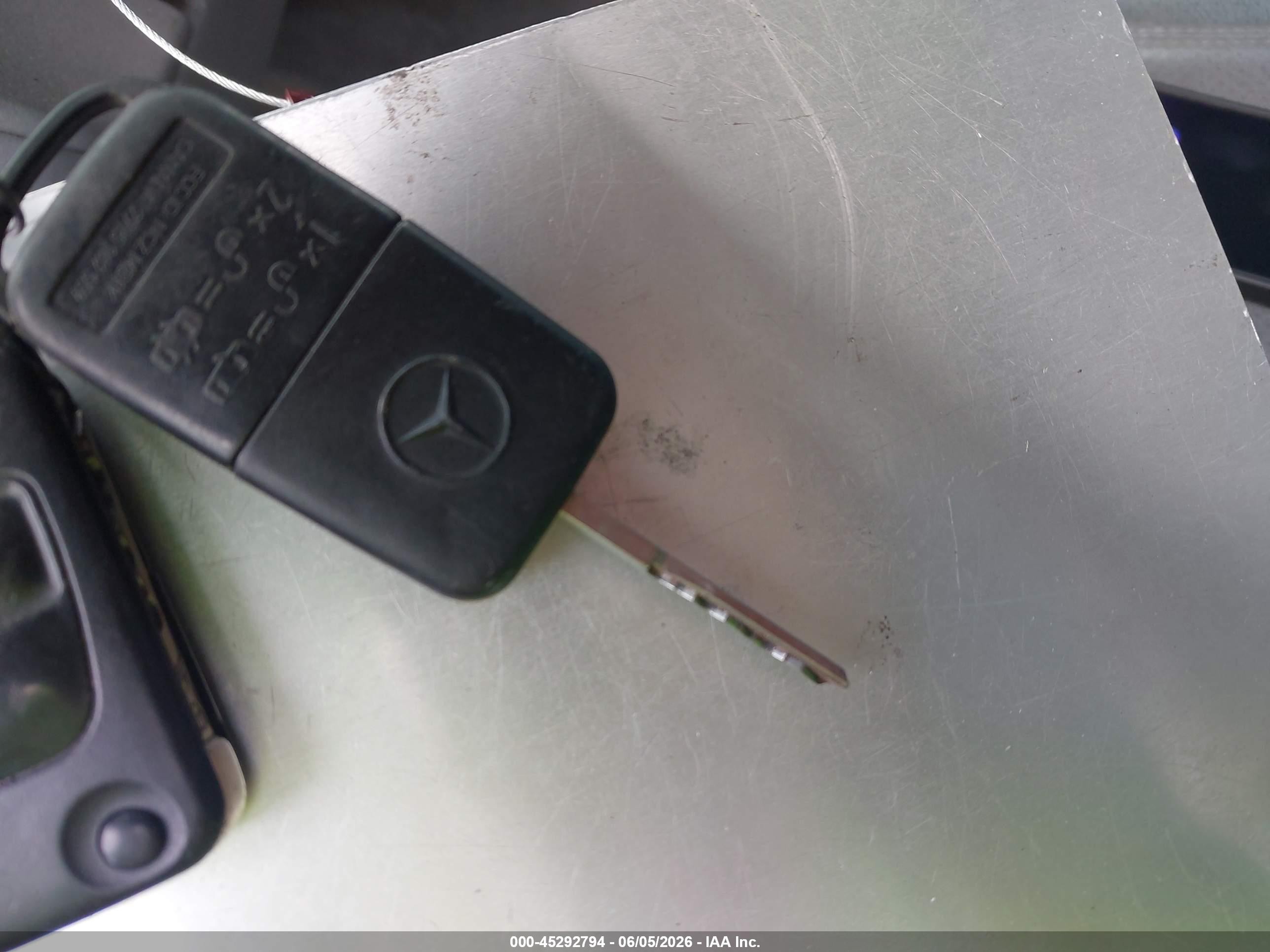 2001 Mercedes-benz Ml 430 Серебряный vin: 4JGAB72E81A235754