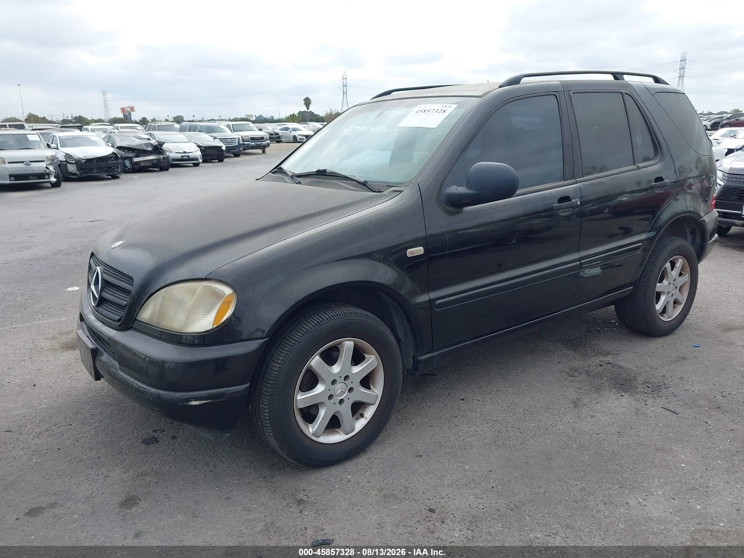 1999 Mercedes-benz Ml 430   Black vin: 4JGAB72E8XA084729