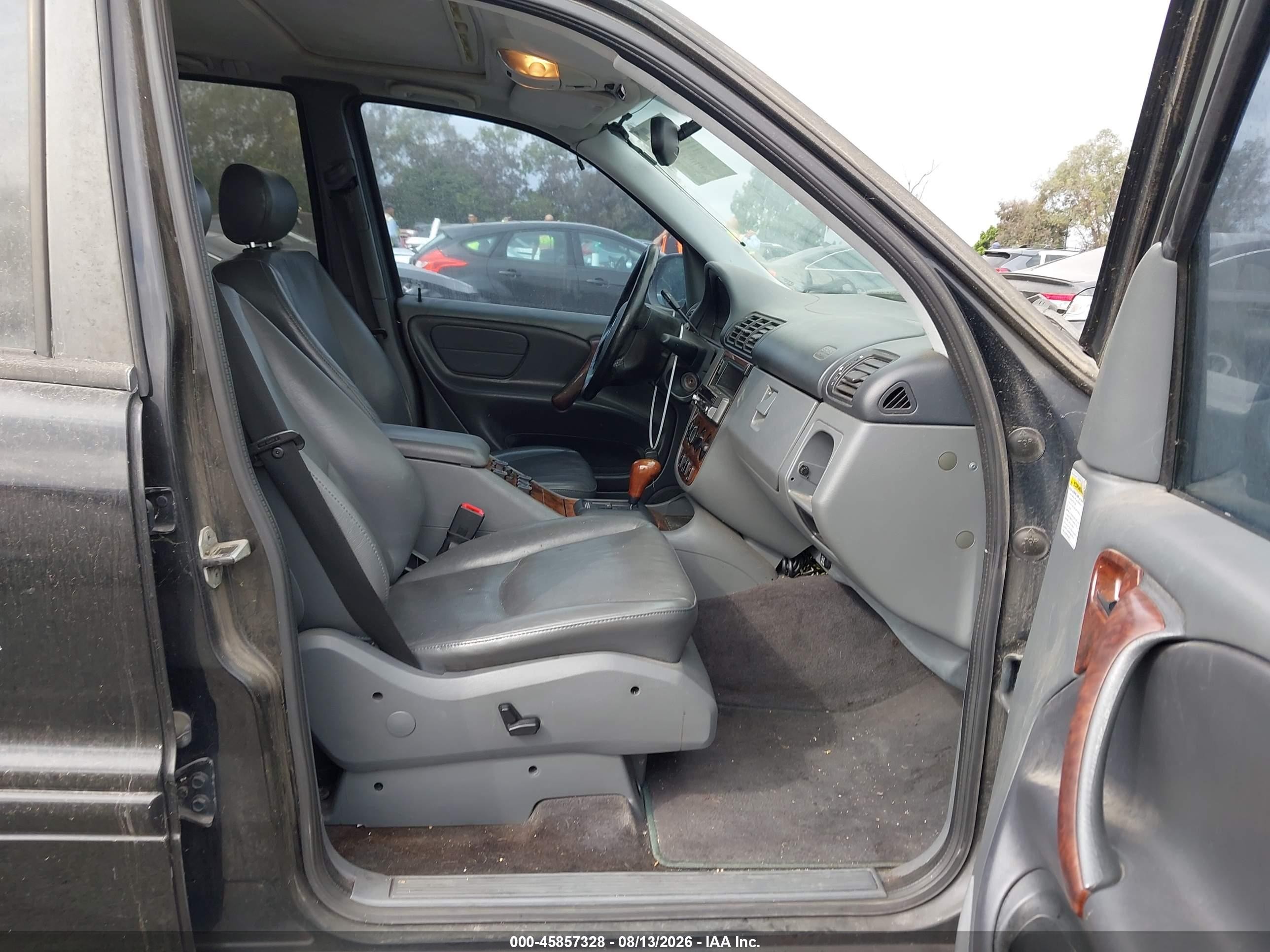 1999 Mercedes-benz Ml 430   Black vin: 4JGAB72E8XA084729