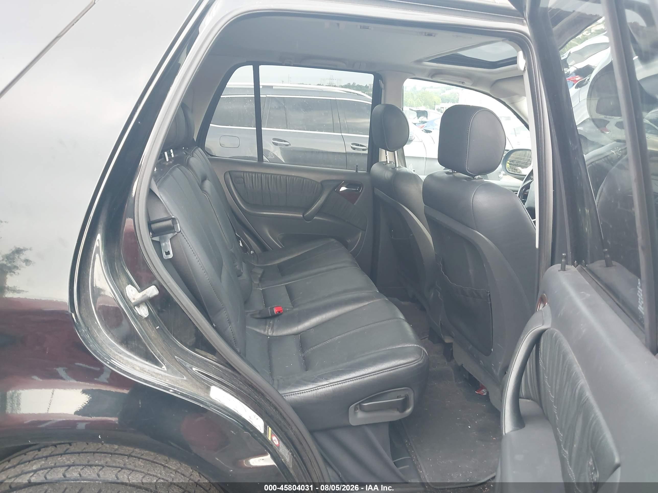 2000 Mercedes-benz Ml 430 Black vin: 4JGAB72E8YA176649