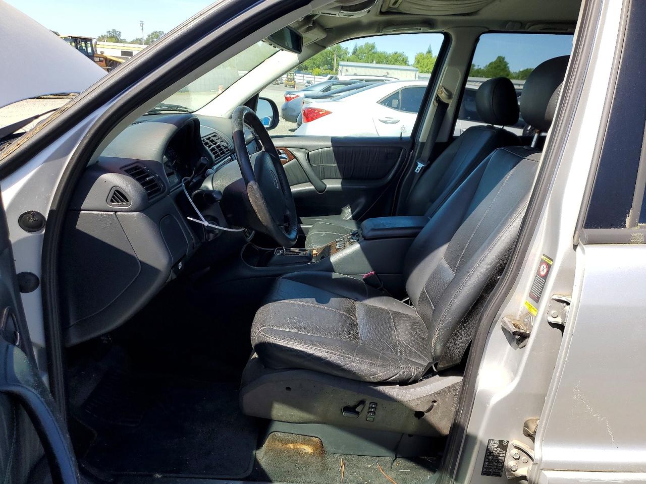 2000 Mercedes-benz Ml 430 Серебряный vin: 4JGAB72E8YA194018