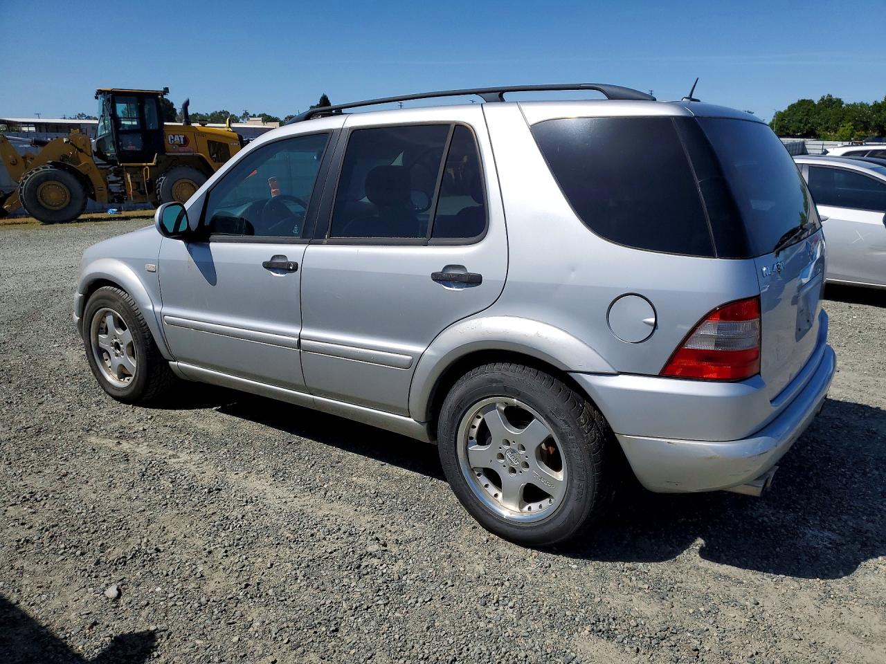 2000 Mercedes-benz Ml 430 Серебряный vin: 4JGAB72E8YA194018
