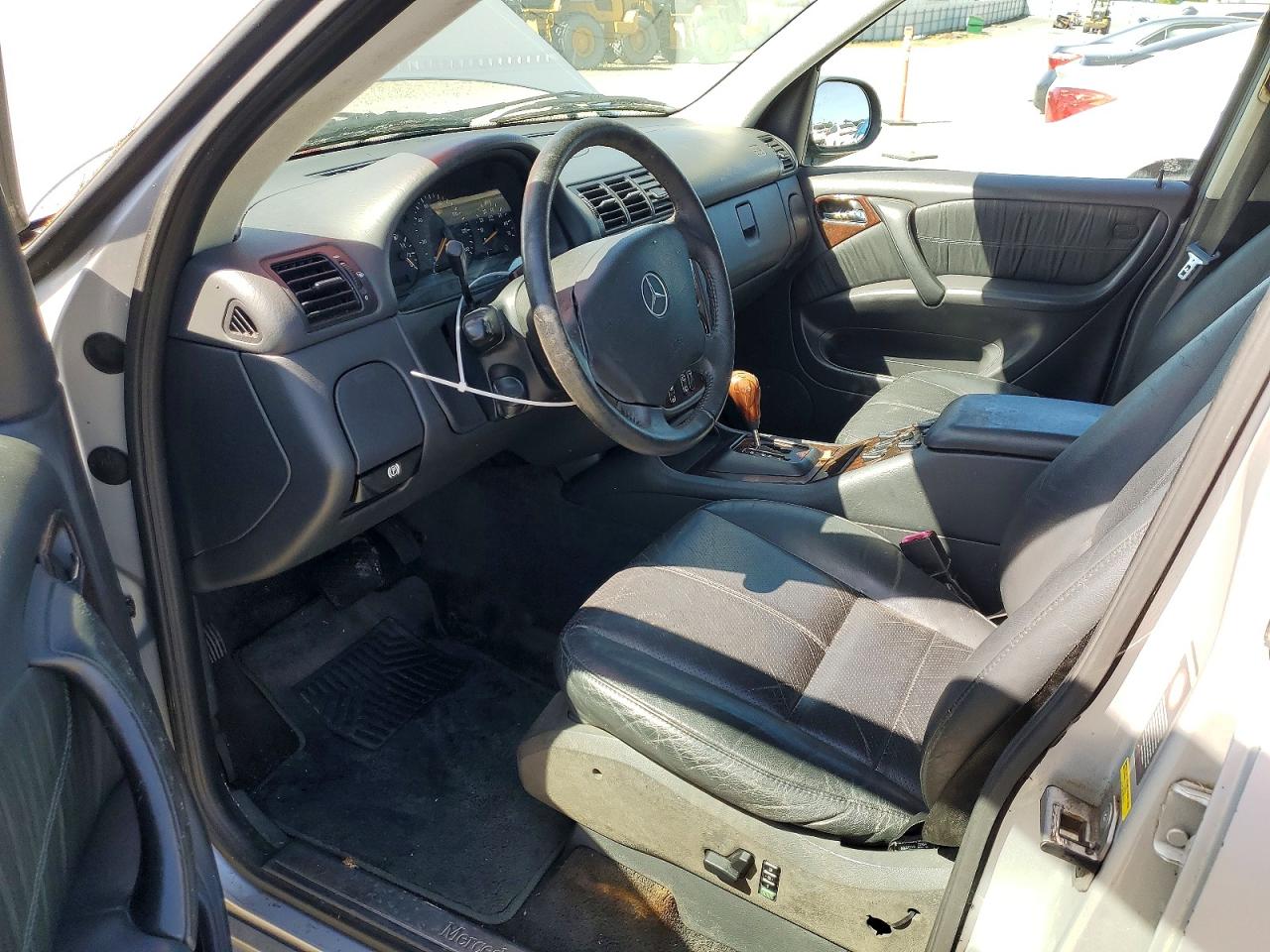 2000 Mercedes-benz Ml 430 Серебряный vin: 4JGAB72E8YA194018