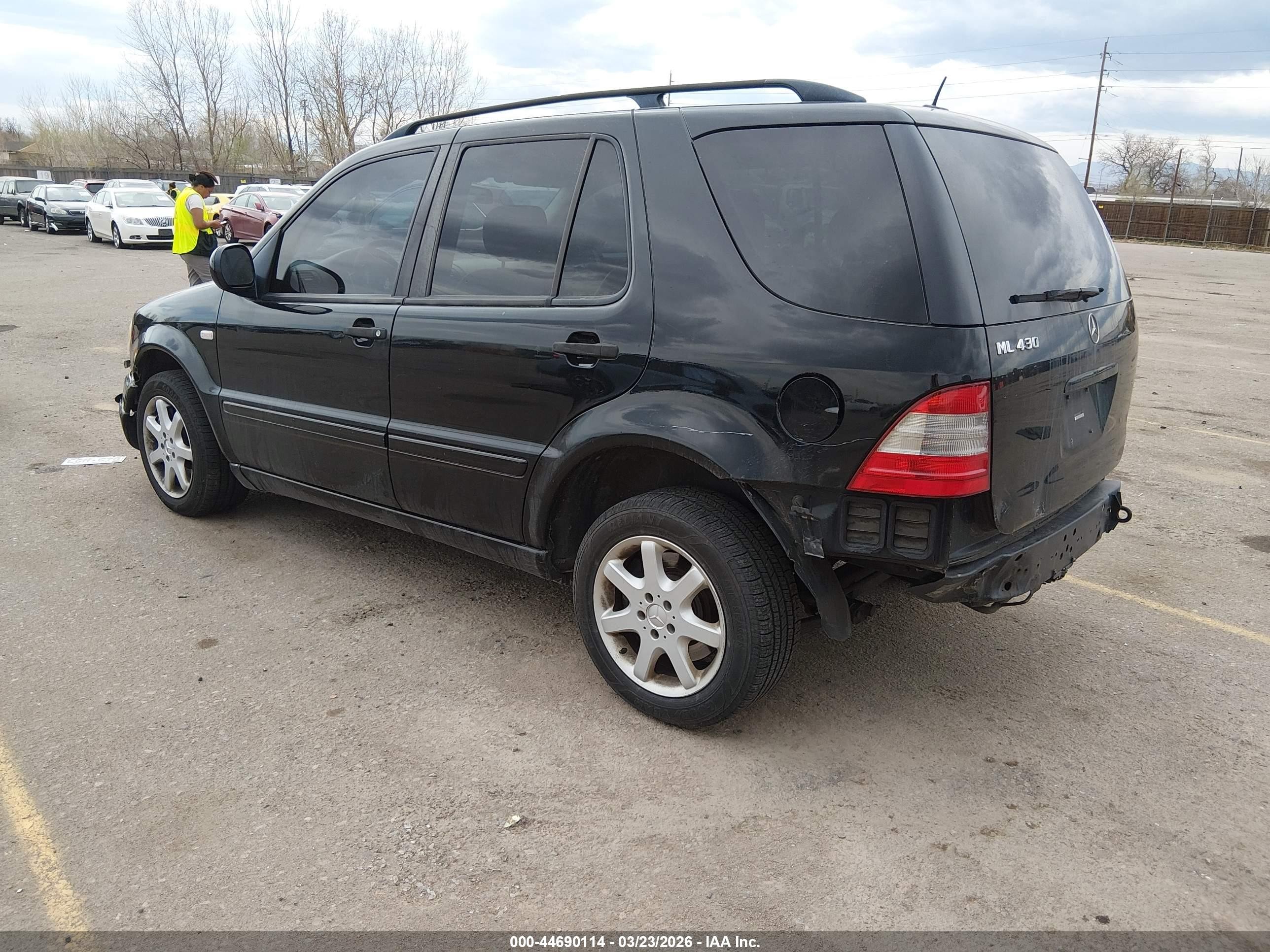 2001 Mercedes-benz Ml 430   Черный vin: 4JGAB72EX1A258680