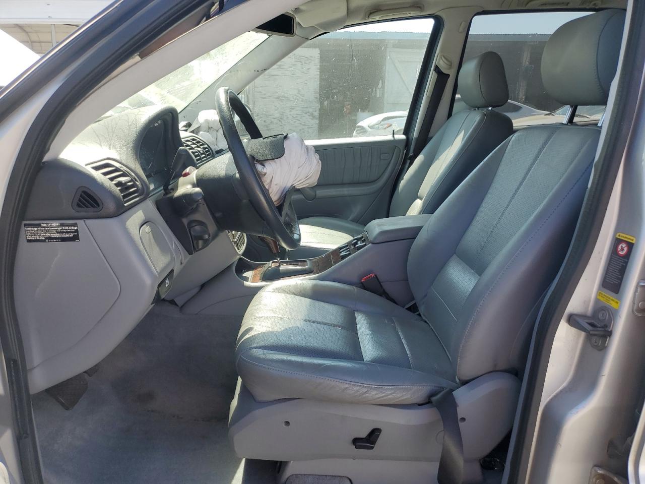 2001 Mercedes-benz Ml 430 Серебряный vin: 4JGAB72EX1A267735