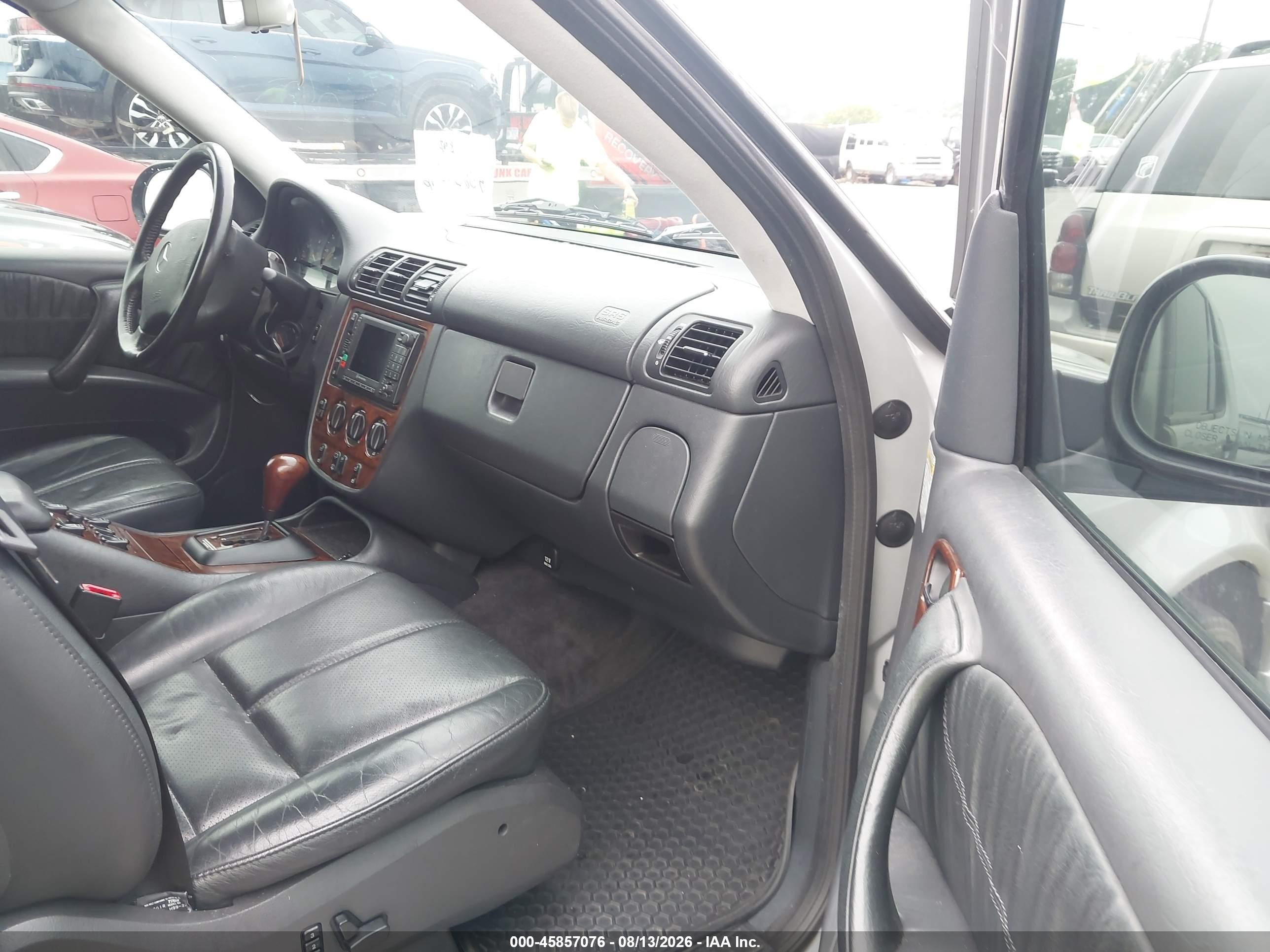 2000 Mercedes-benz Ml 430   Silver vin: 4JGAB72EXYA178466
