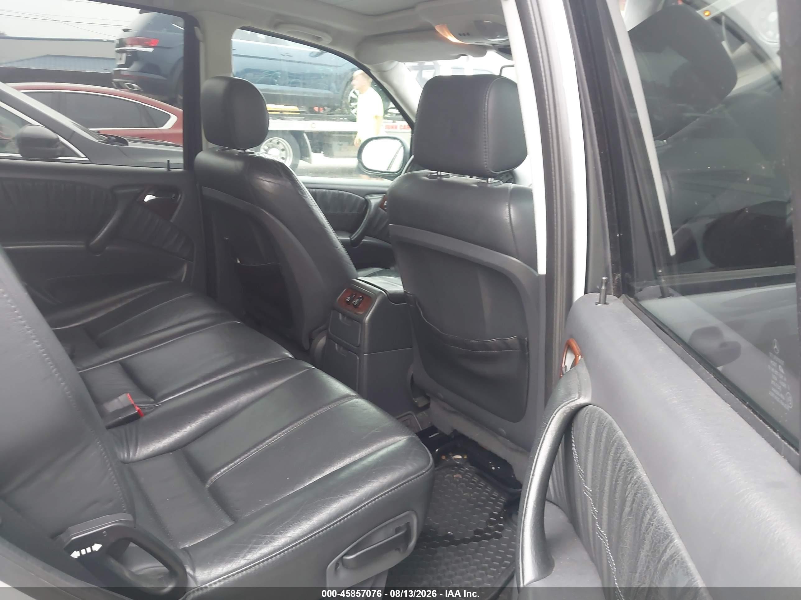 2000 Mercedes-benz Ml 430   Silver vin: 4JGAB72EXYA178466