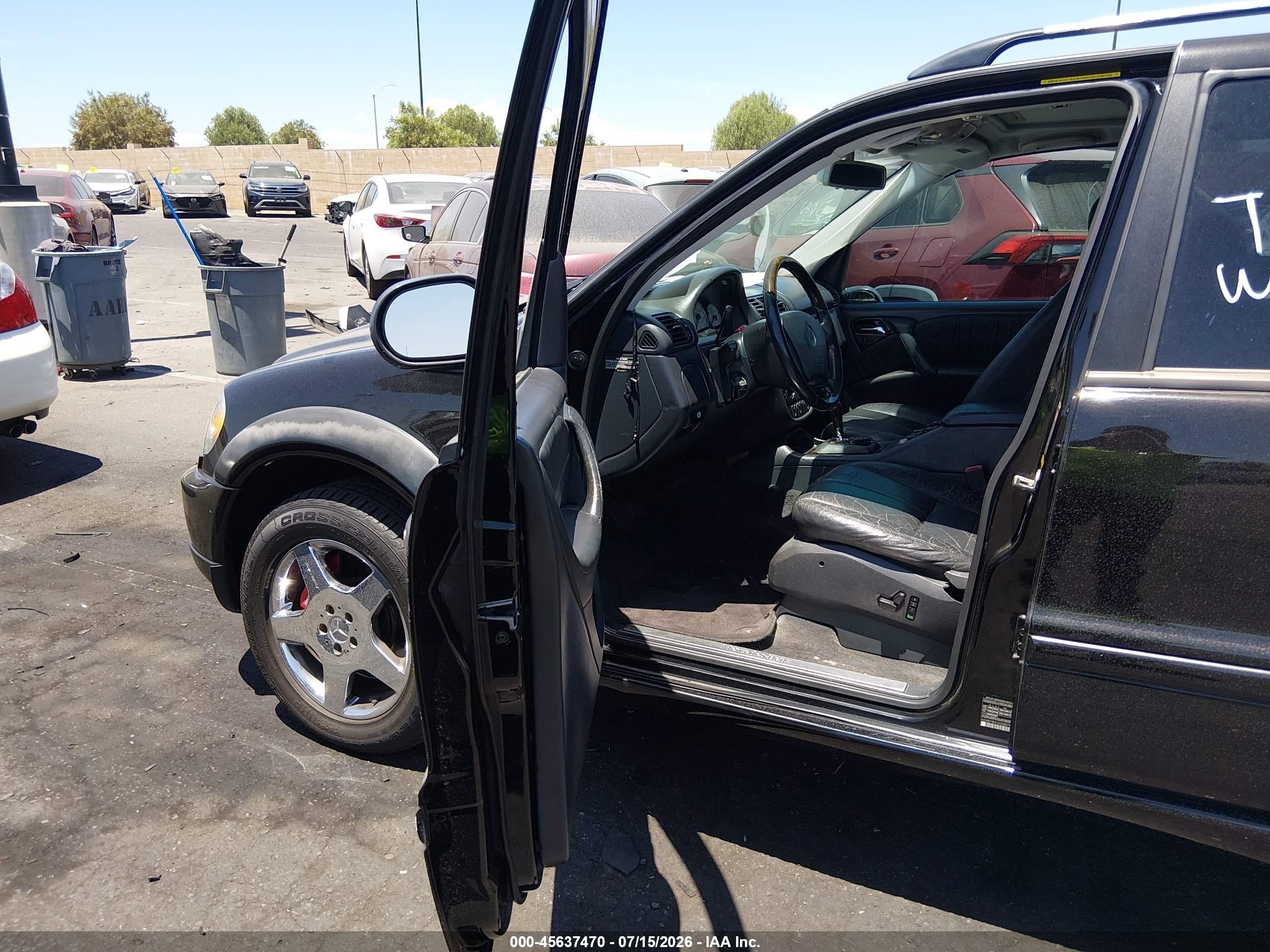 2001 Mercedes-benz Ml 55 Amg   Black vin: 4JGAB74E41A258879