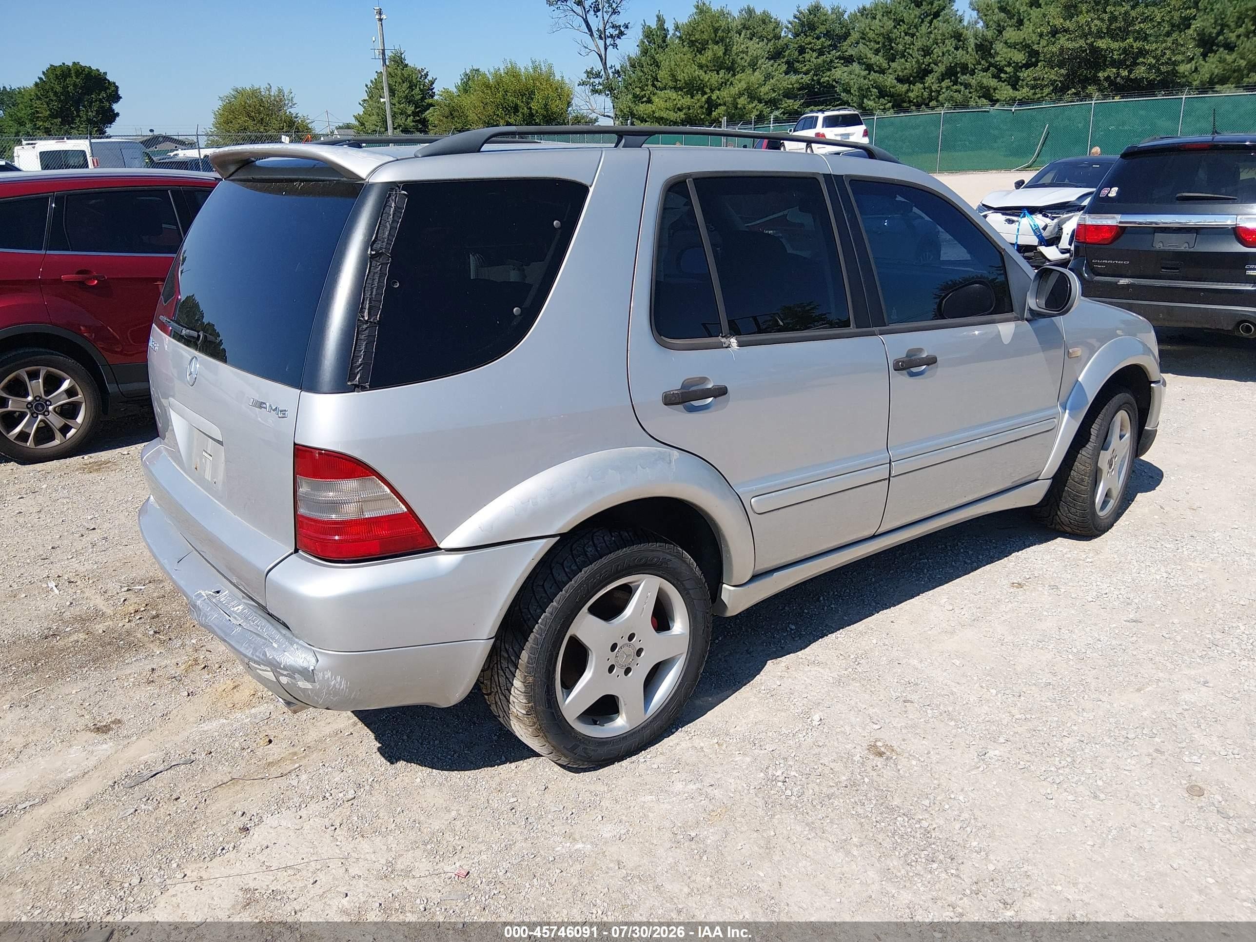 2000 Mercedes-benz Ml 55 Amg   Silver vin: 4JGAB74E6YA203960