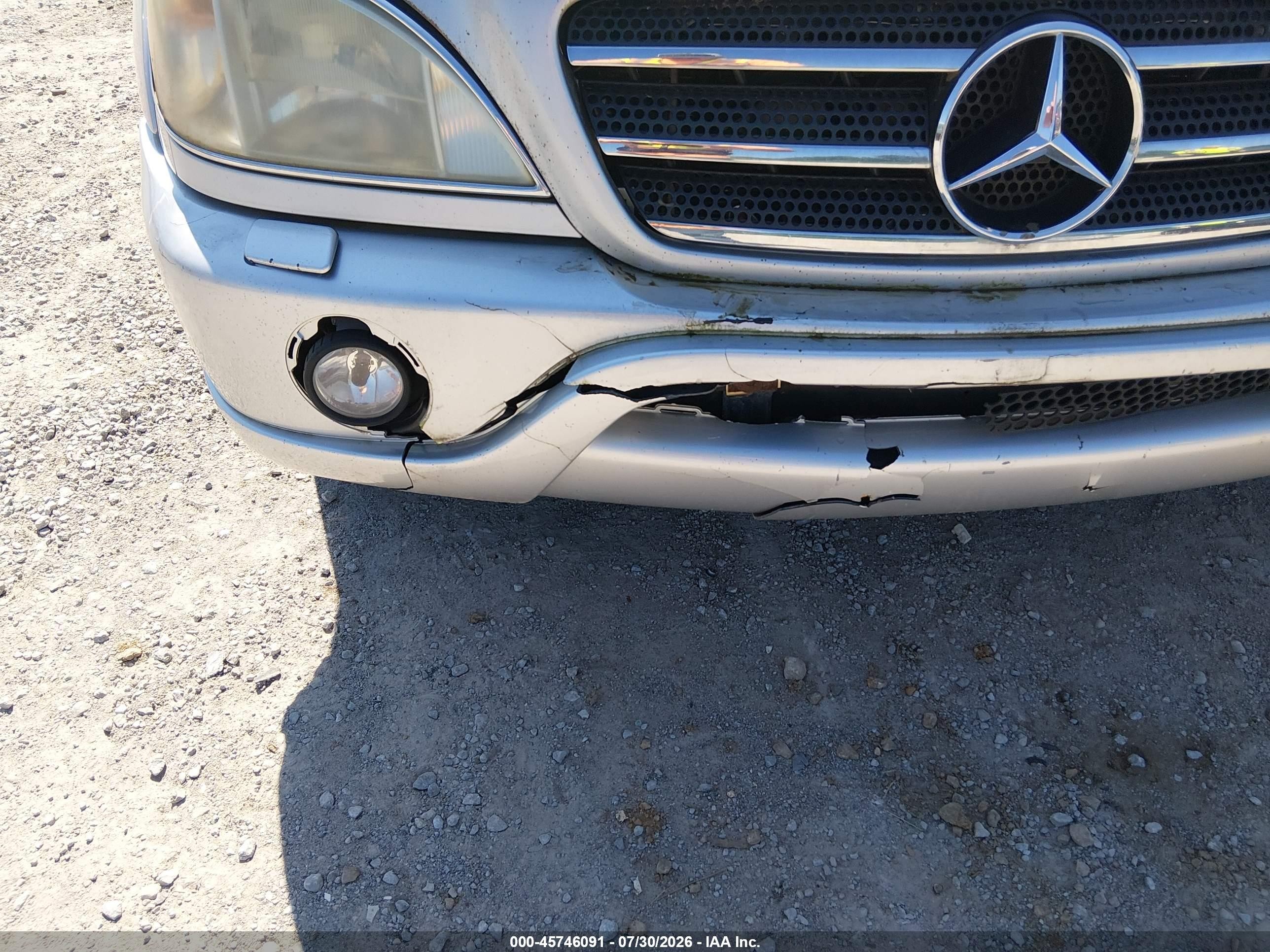 2000 Mercedes-benz Ml 55 Amg   Silver vin: 4JGAB74E6YA203960