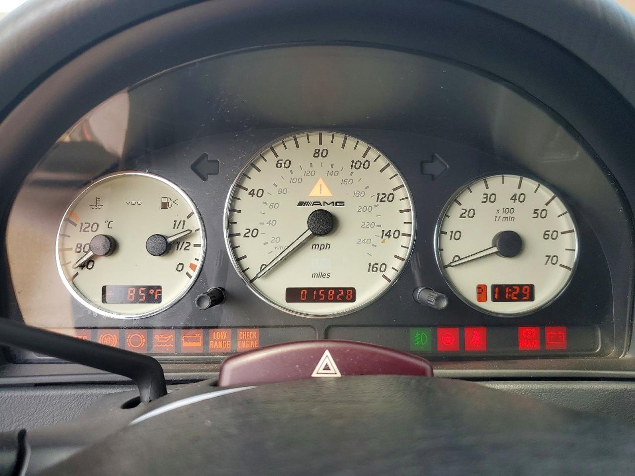 2000 Mercedes-benz Ml 55 Burgundy vin: 4JGAB74E7YA176011
