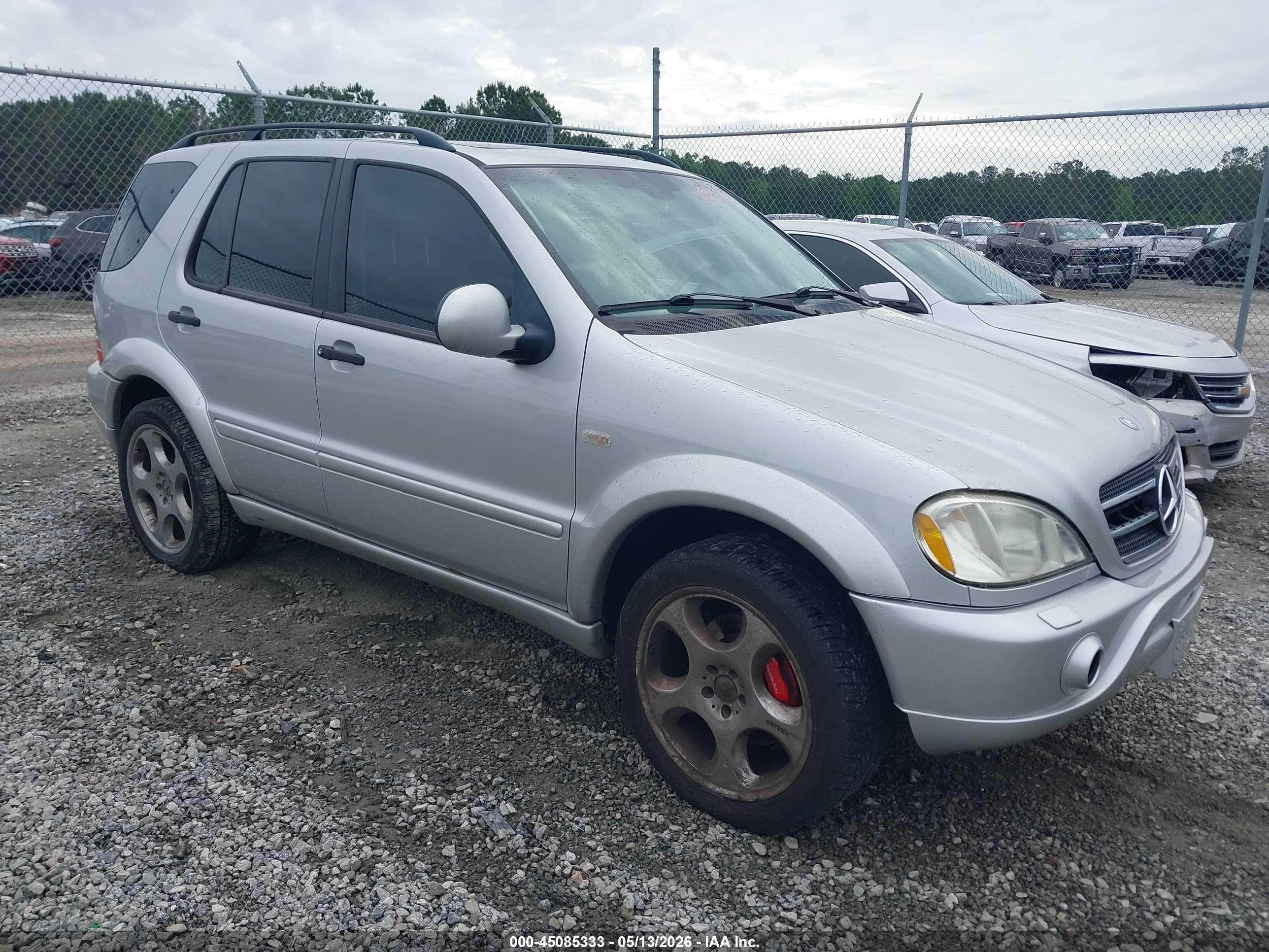 2001 Mercedes-benz Ml 55 Amg   Silver vin: 4JGAB74E81A261624