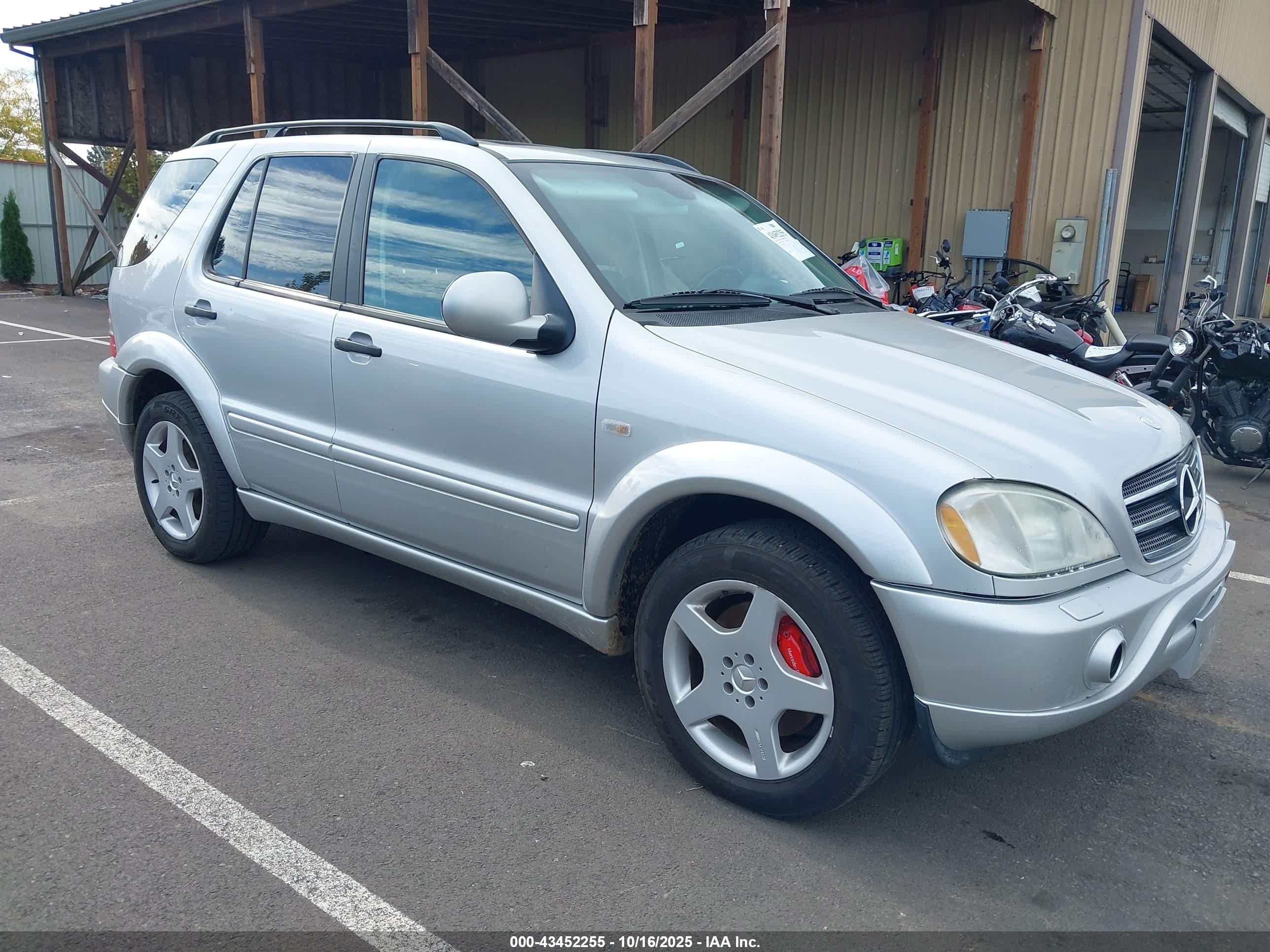 2001 Mercedes-benz Ml 55 Amg   Silver vin: 4JGAB74EX1A253119
