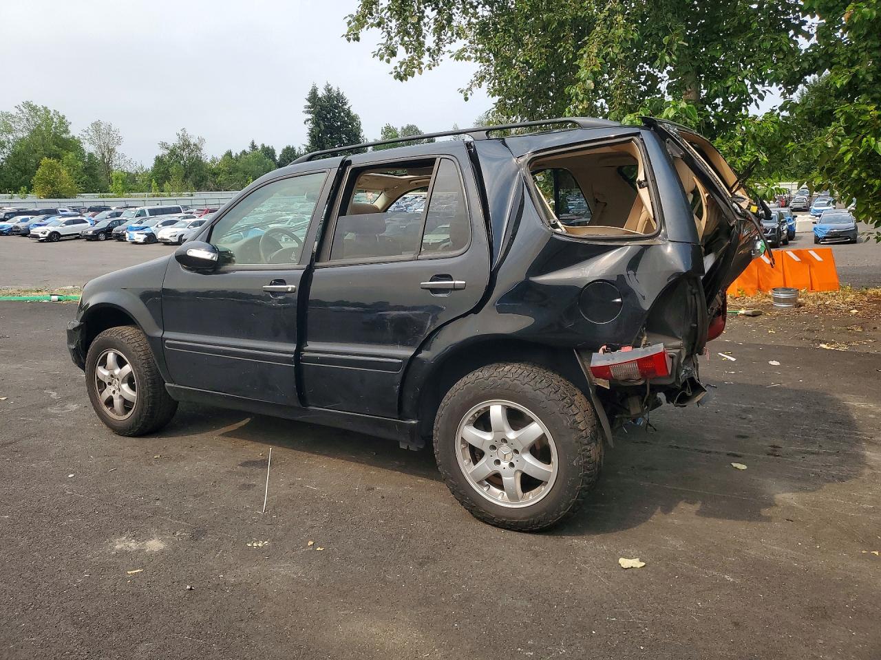2005 Mercedes-benz Ml 500 Black vin: 4JGAB75E25A543939