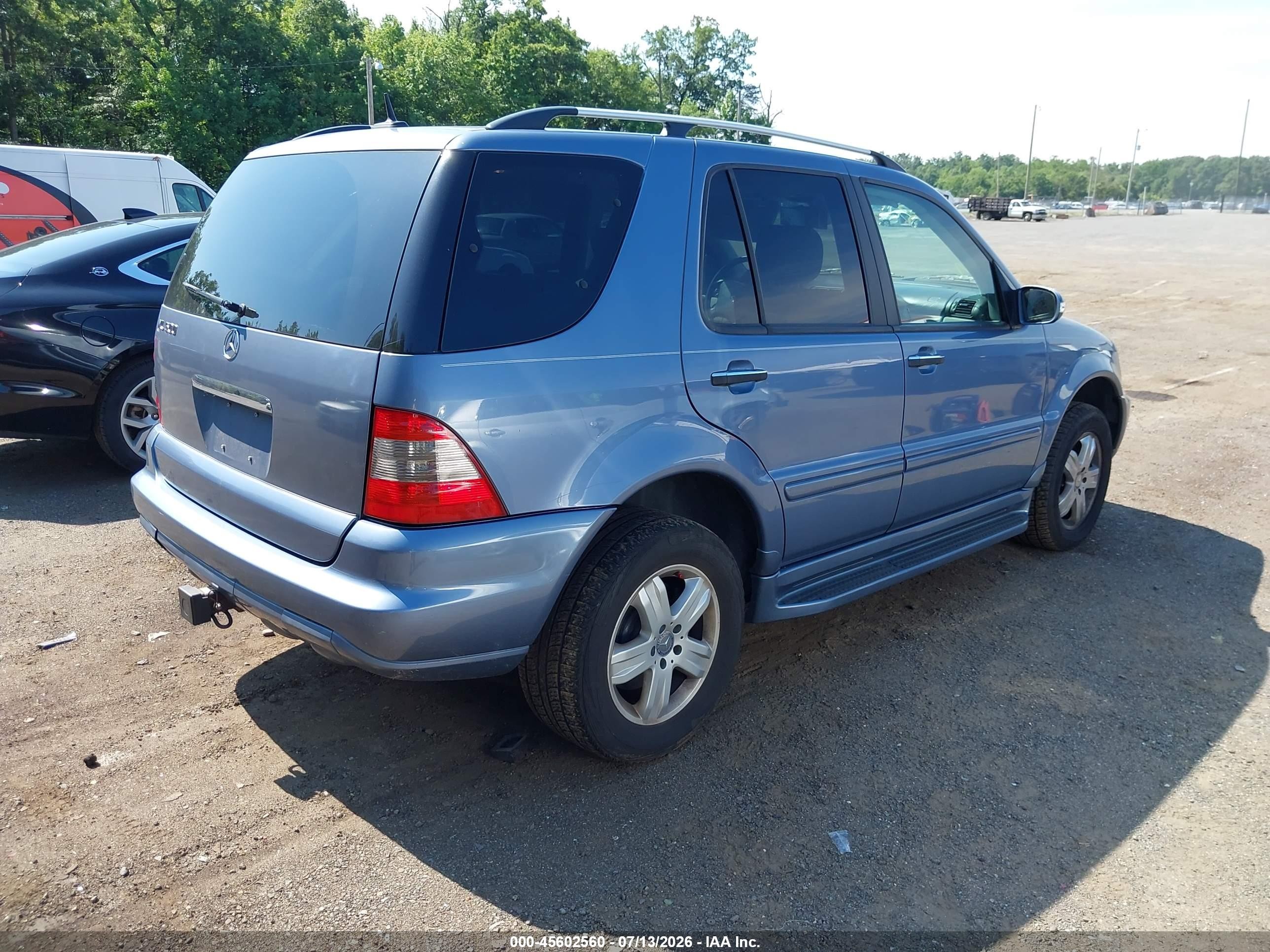 2005 Mercedes-benz Ml 500 4matic Light Blue vin: 4JGAB75E35A539673